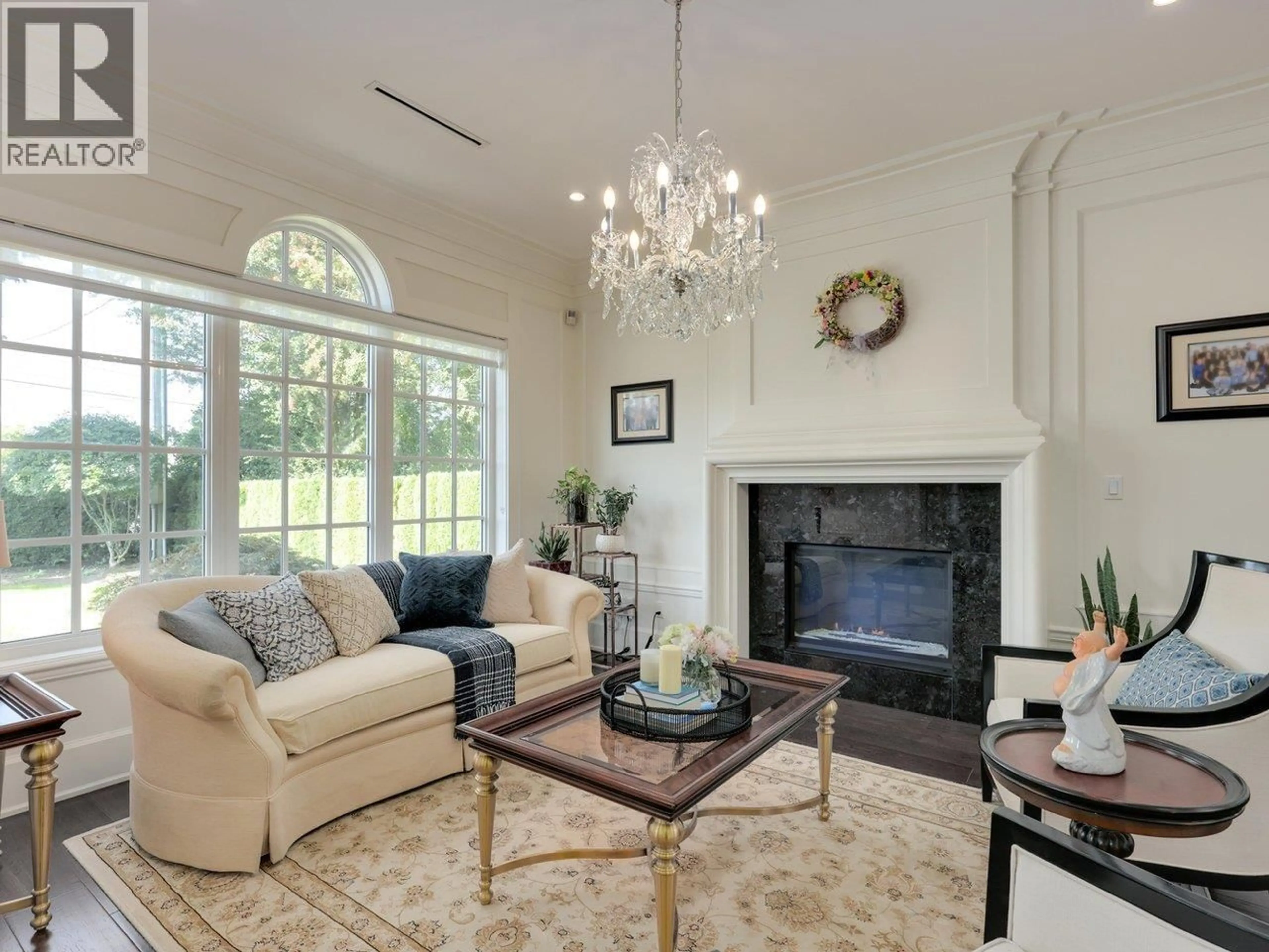 Living room with furniture, unknown for 5064 FENTON DRIVE, Delta British Columbia V4K2H4