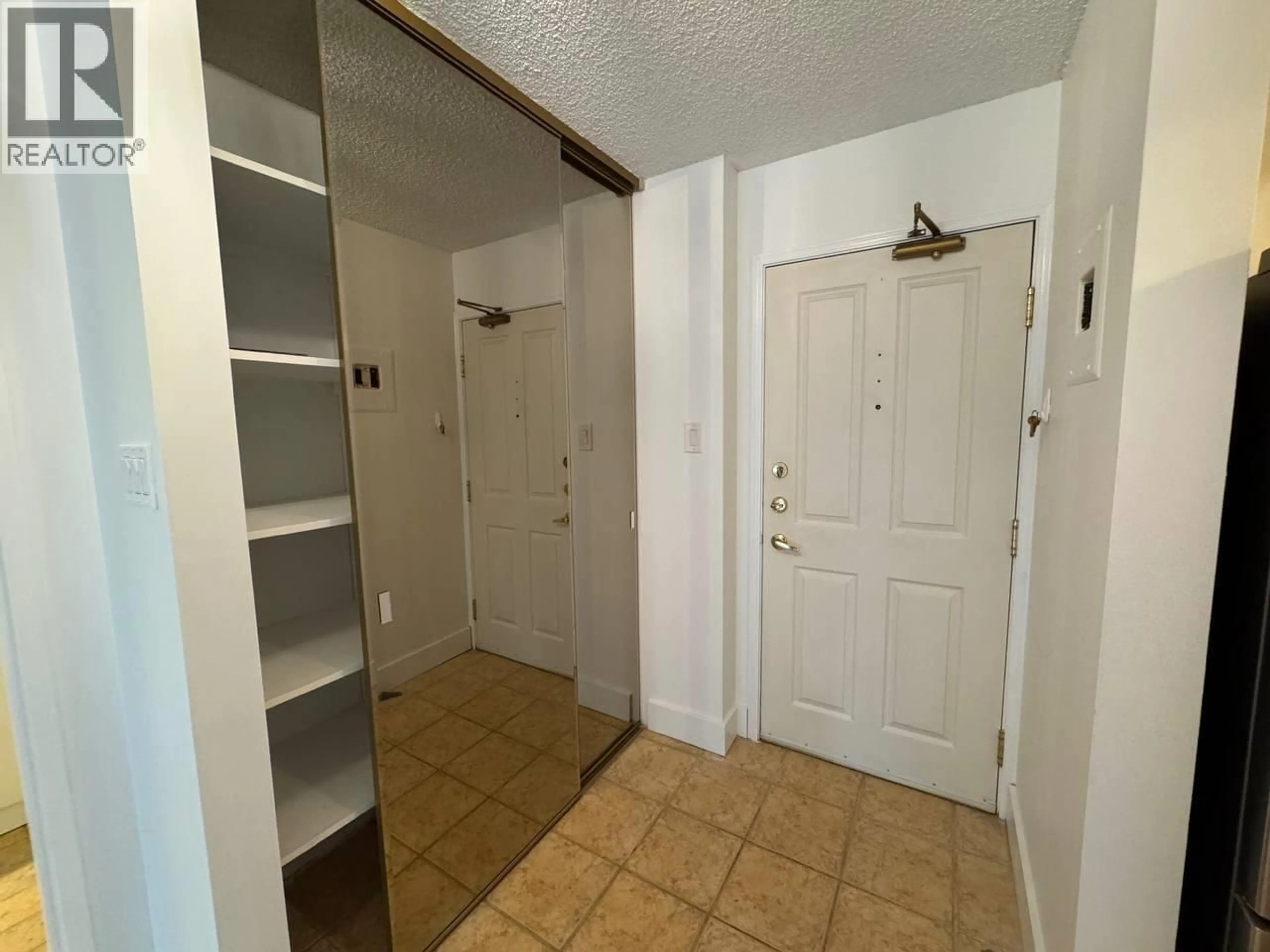 Unknown for 407 - 2008 FULLERTON AVENUE, North Vancouver British Columbia V7P3G7