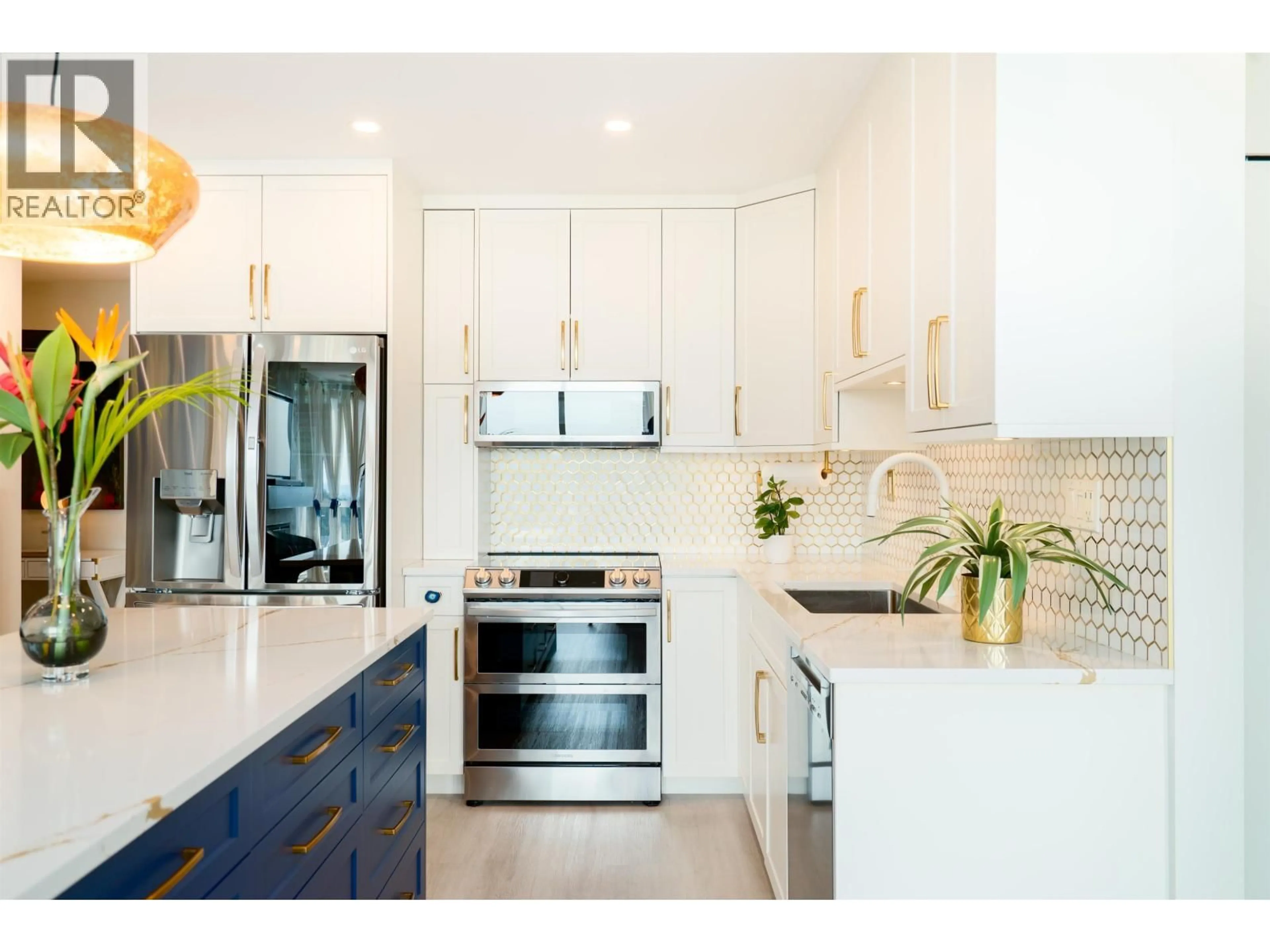 Contemporary kitchen, unknown for 804 - 12069 HARRIS ROAD, Pitt Meadows British Columbia V3Y0C8