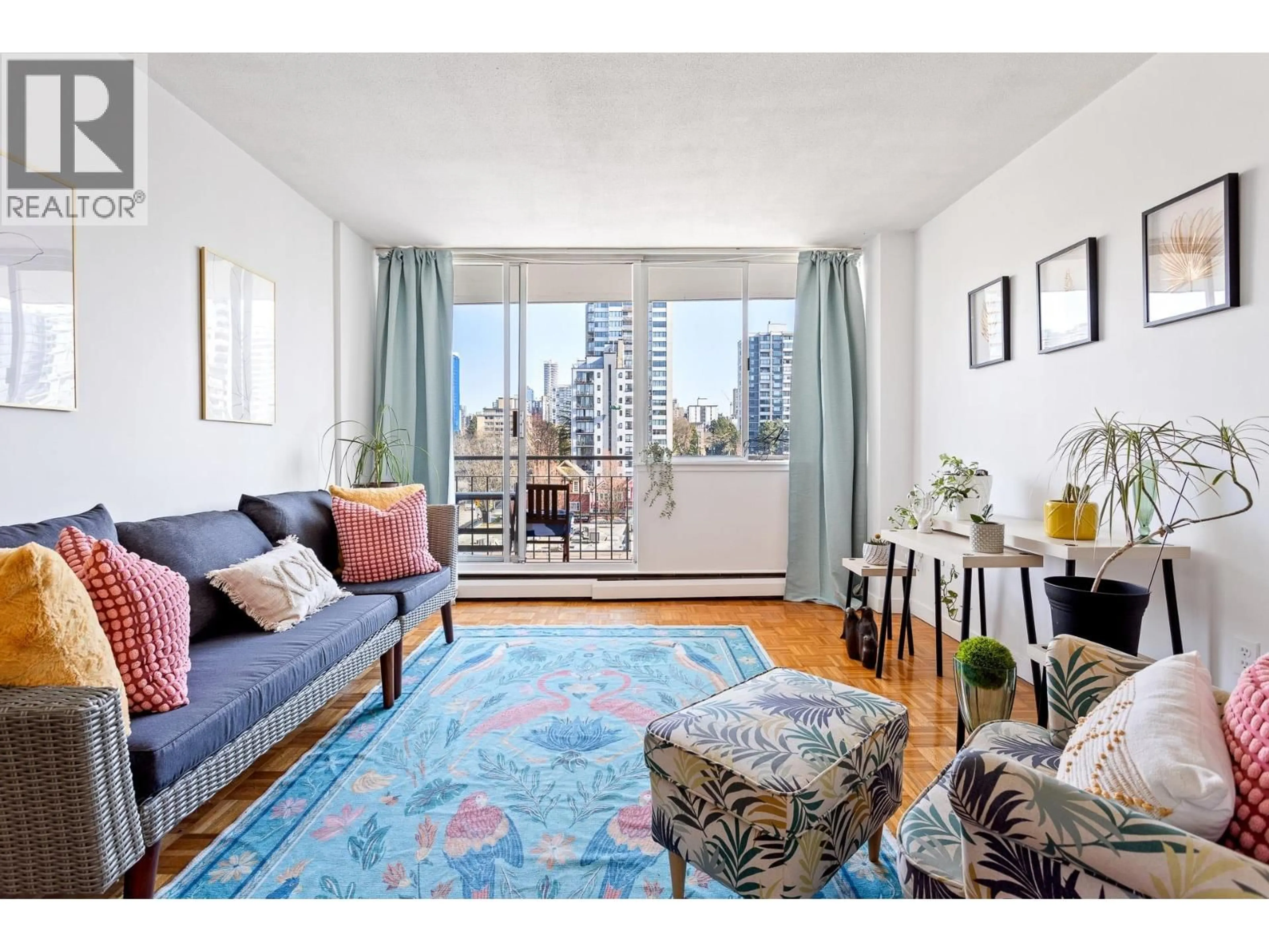 Living room with furniture, unknown for 601 - 1850 COMOX STREET, Vancouver British Columbia V6G1R3