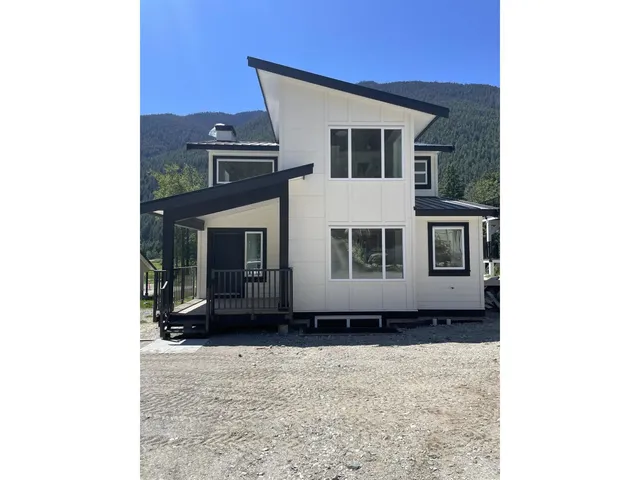71423 GROVE BOULEVARD, Sunshine Valley 3