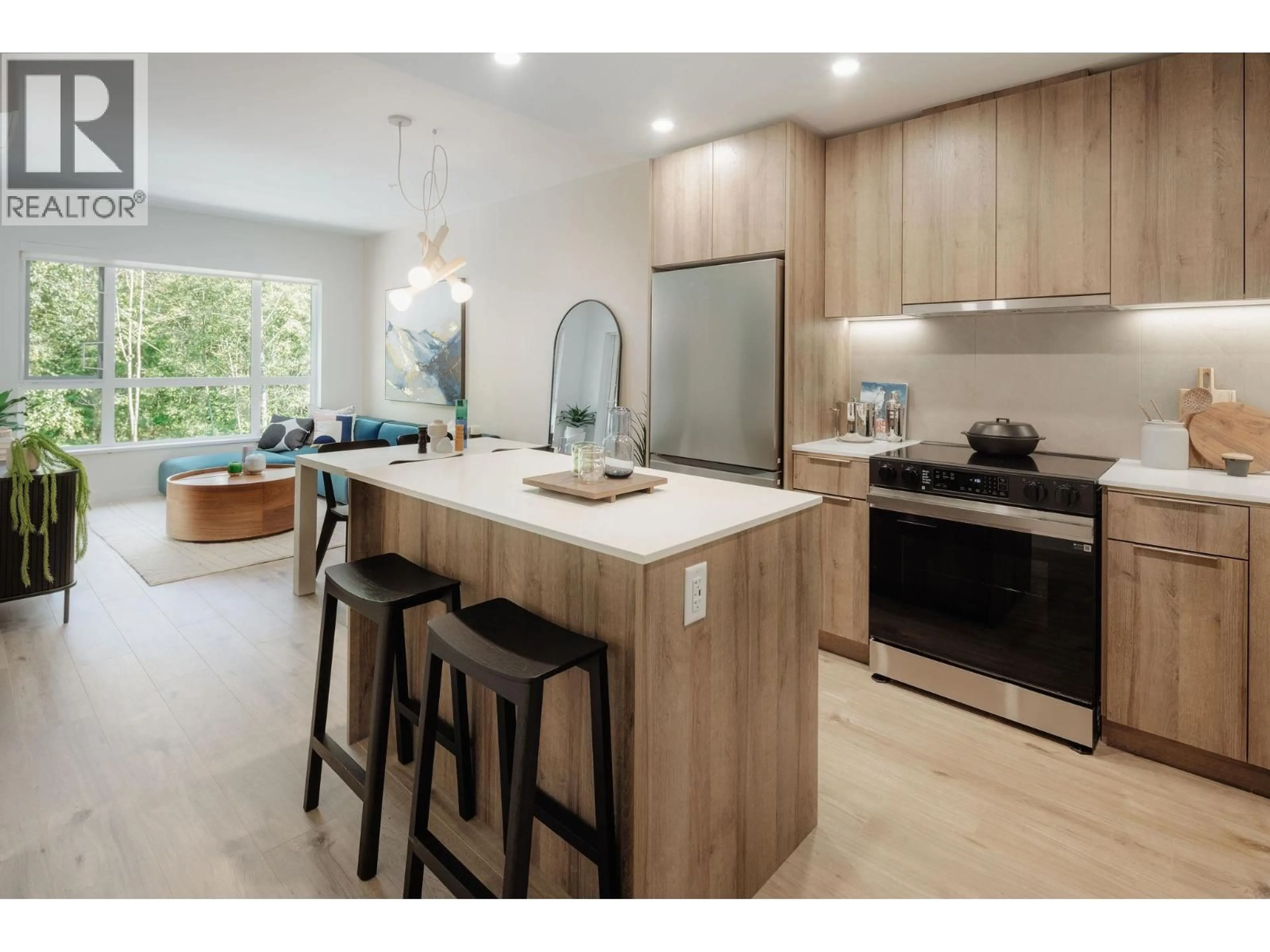 Open concept kitchen, unknown for 615 - 3594 MALSUM DRIVE, North Vancouver British Columbia V7G0B4