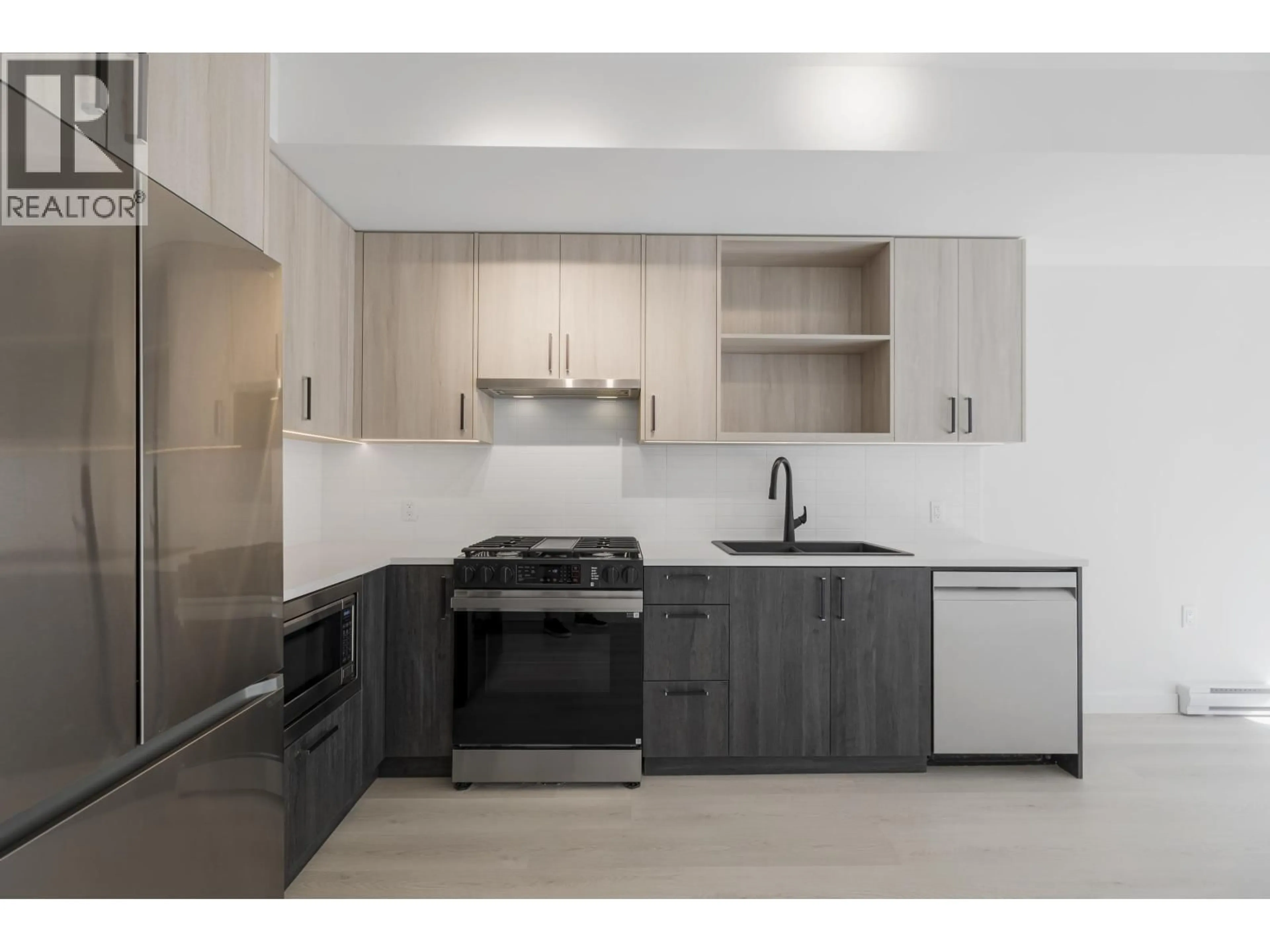 Standard kitchen, unknown for 103 - 2002 ST. GEORGE STREET, Port Moody British Columbia V3H2E6
