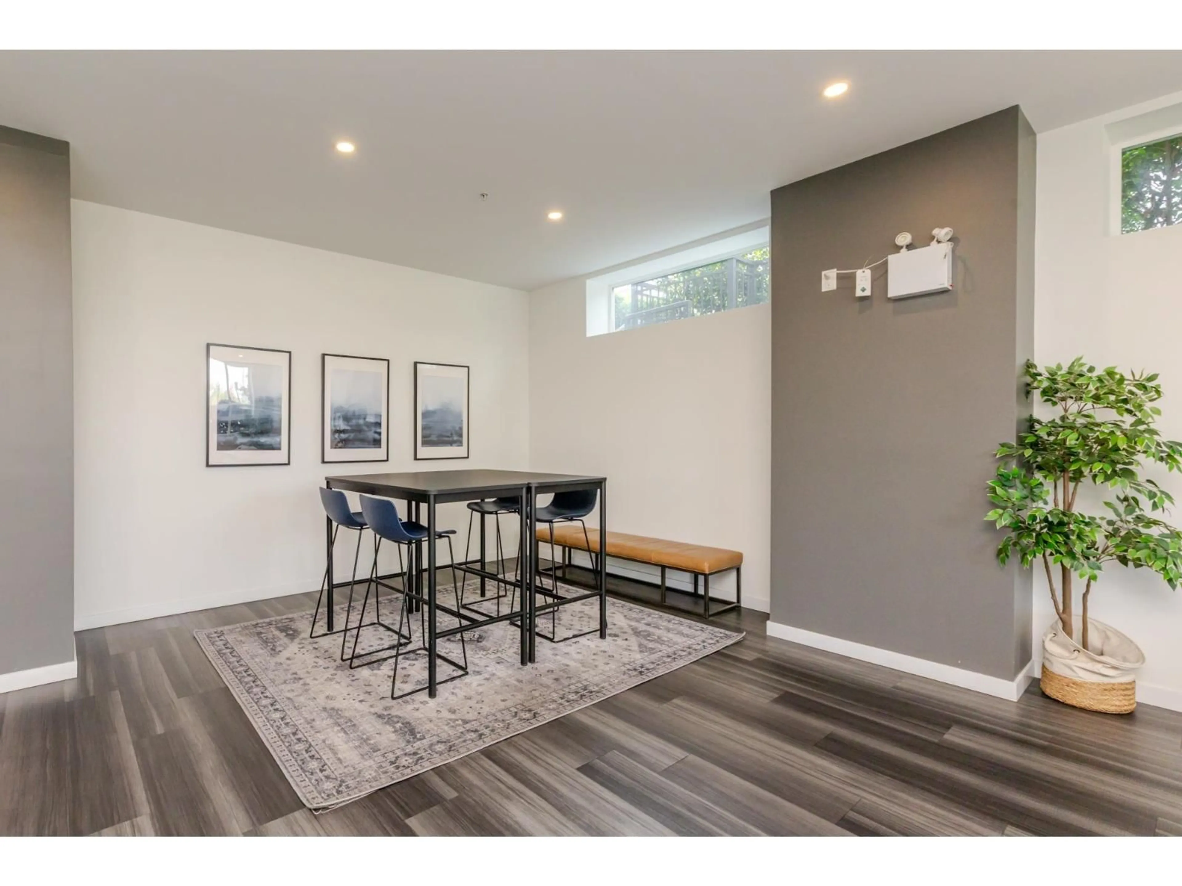 A pic of a room for 302 - 13628 81A, Surrey British Columbia V3W3E2