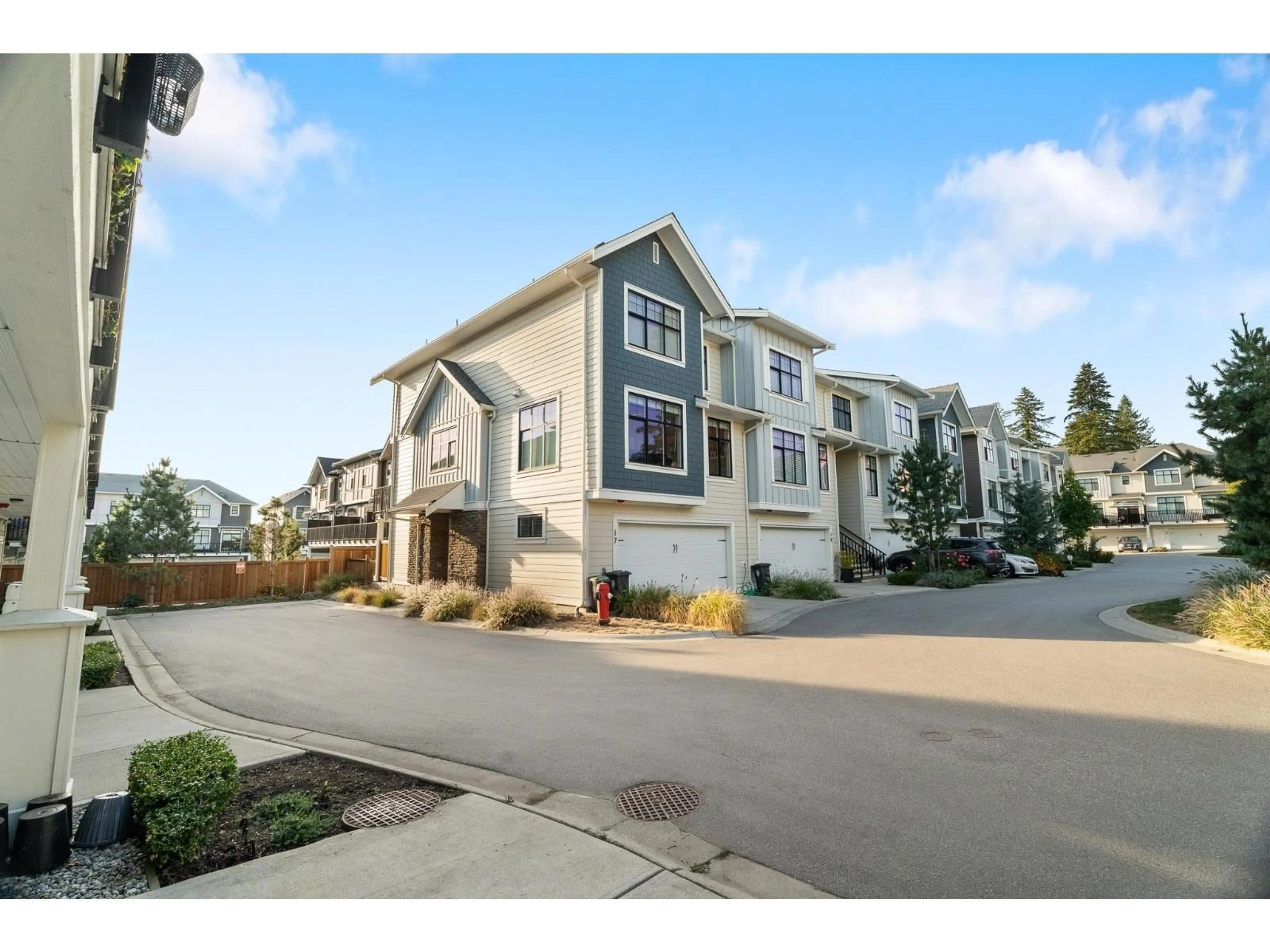 Unknown for 17 - 20327 72B, Langley British Columbia V2Y4J6