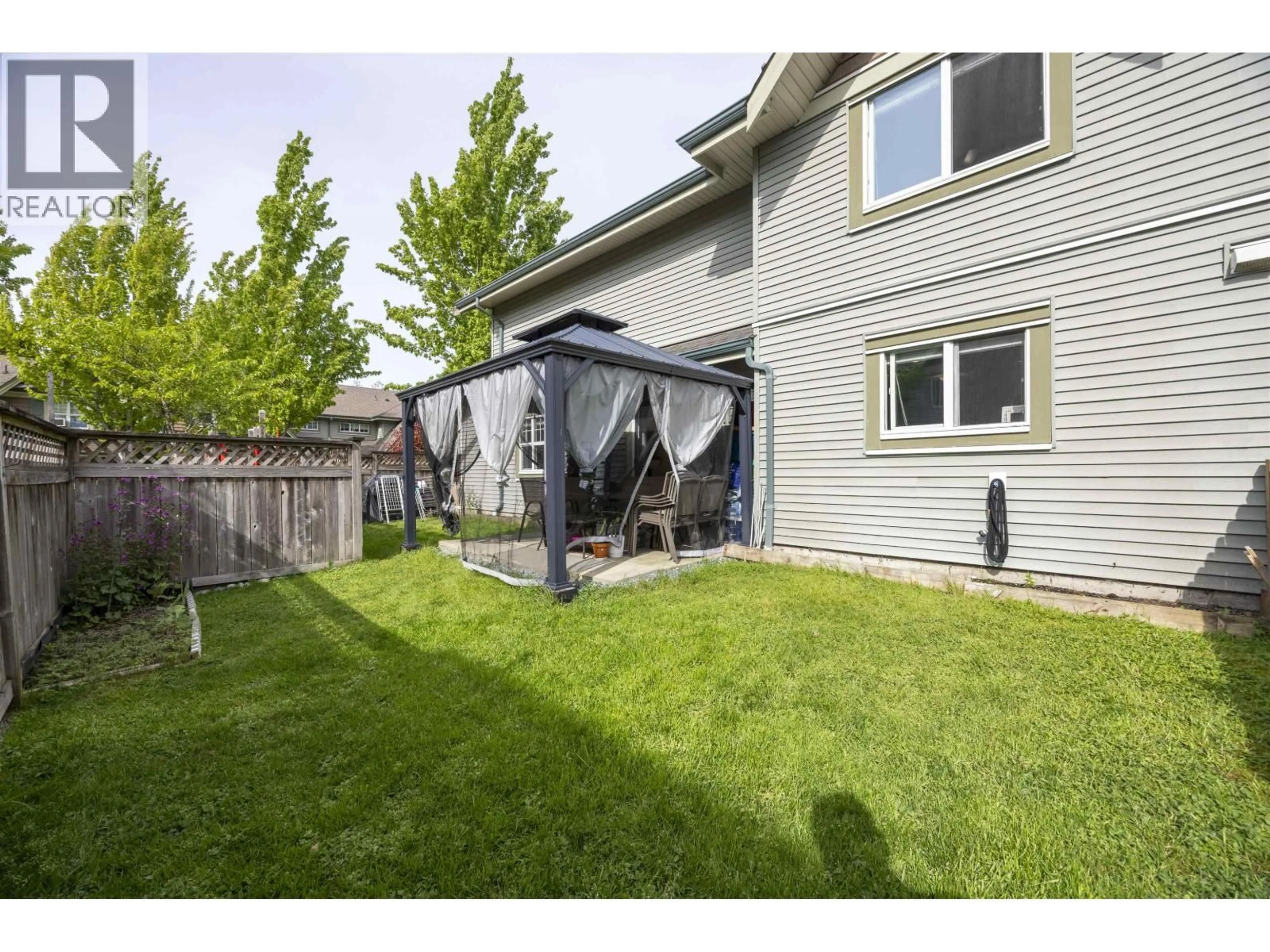 Patio, unknown for 32 - 22977 116 AVENUE, Maple Ridge British Columbia V2X9A8