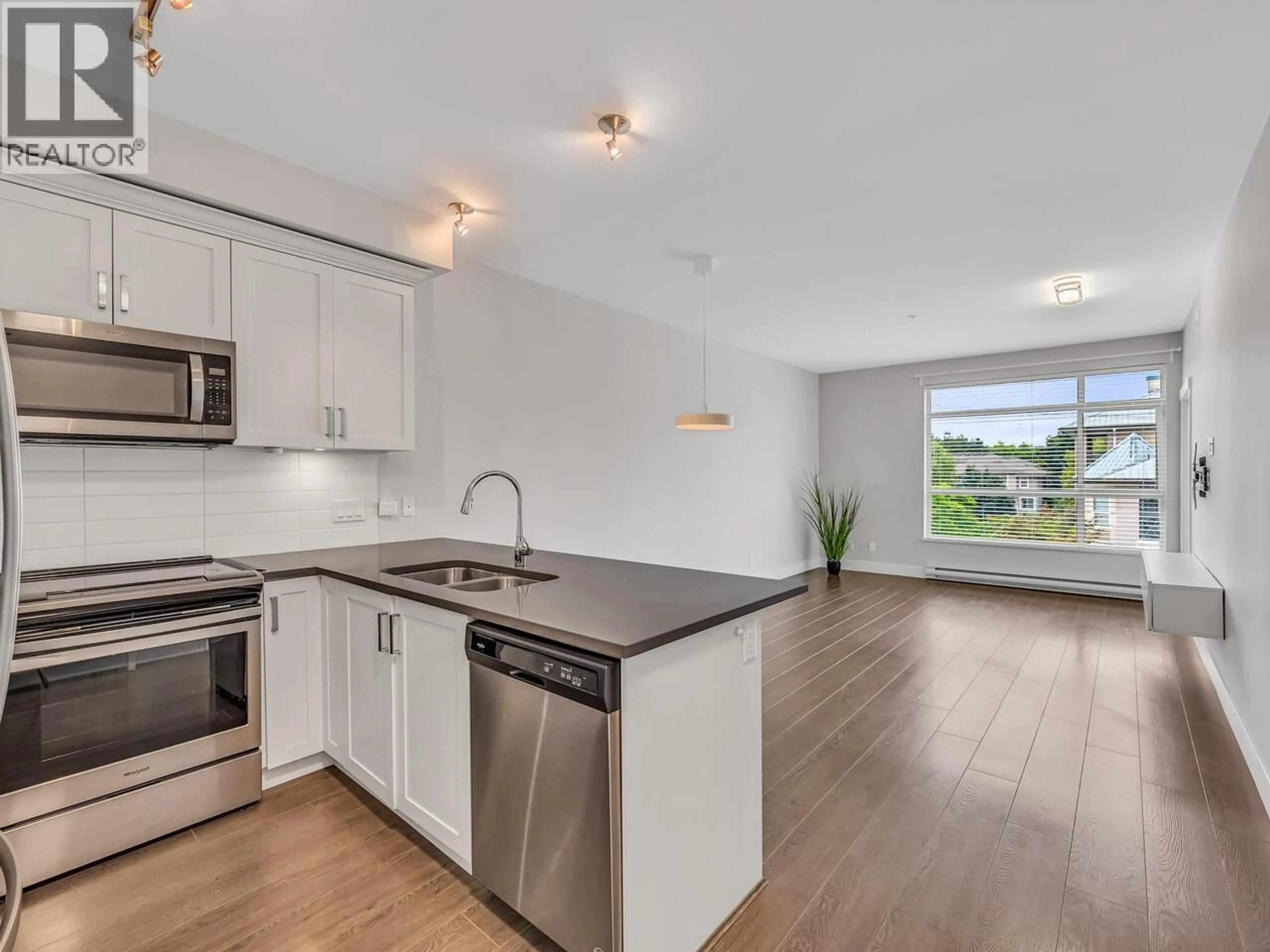 Open concept kitchen, unknown for 310 - KELLY 2436 AVENUE, Port Coquitlam British Columbia V3C0G9
