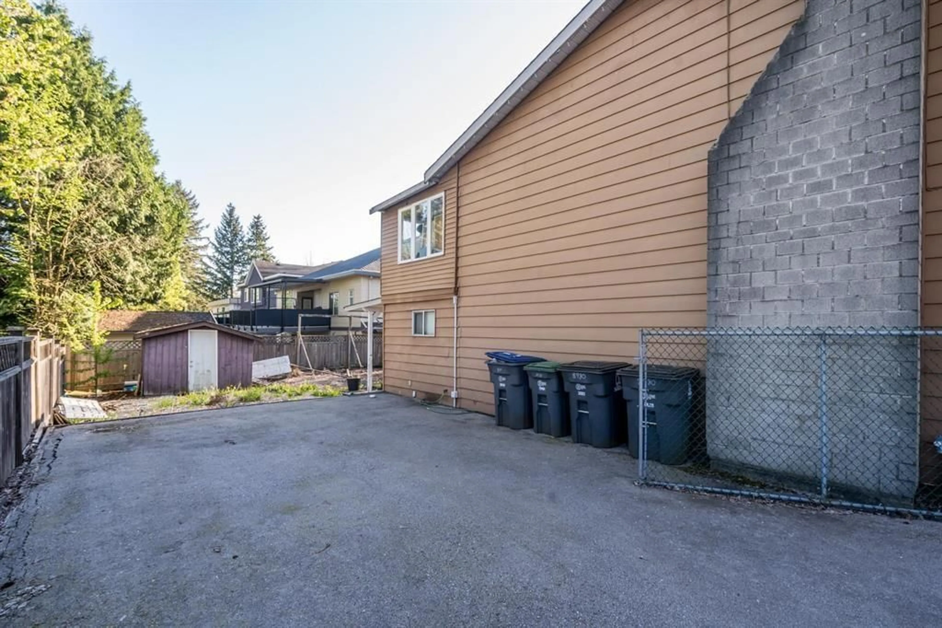 Patio, street for 8980 146A, Surrey British Columbia V3R7C2