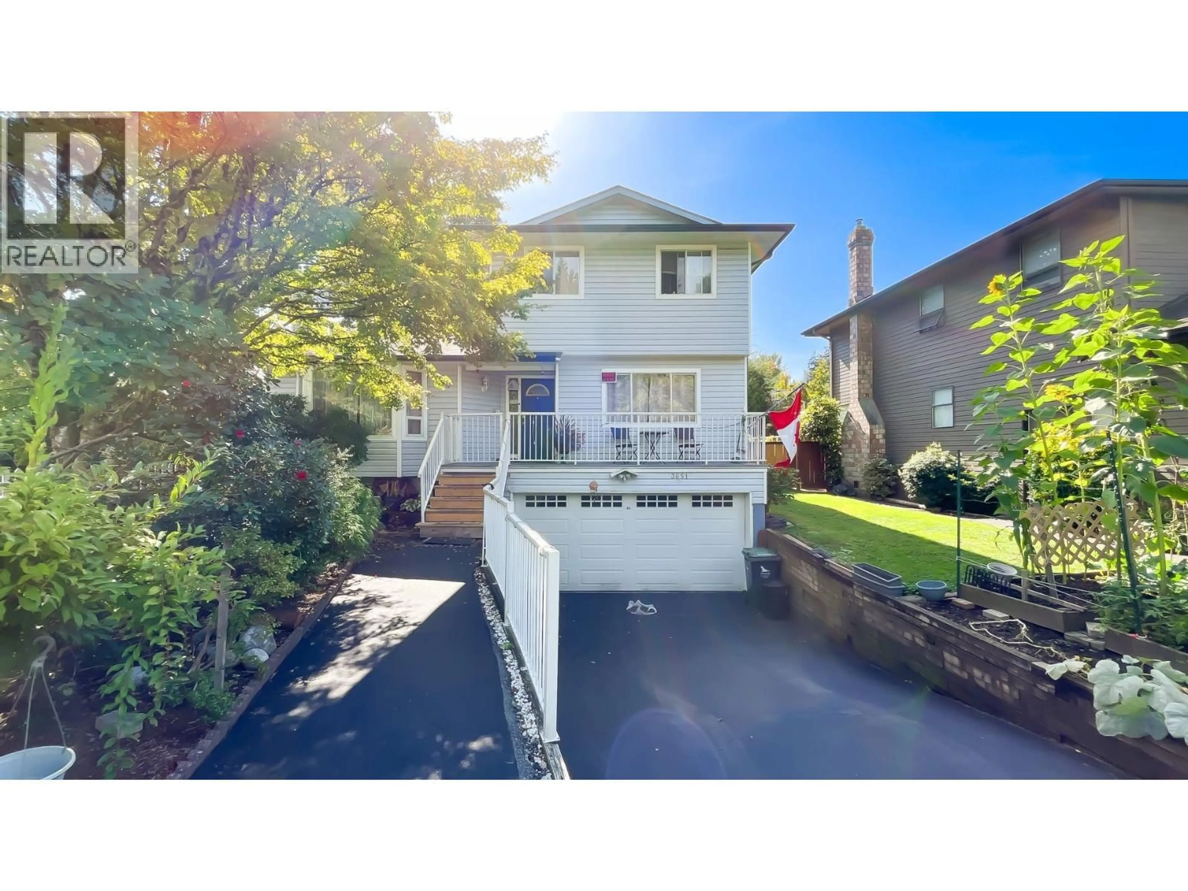 A pic from outside/outdoor area/front of a property/back of a property/a pic from drone, street for 3651 GARIBALDI DRIVE, North Vancouver British Columbia V7H2W2