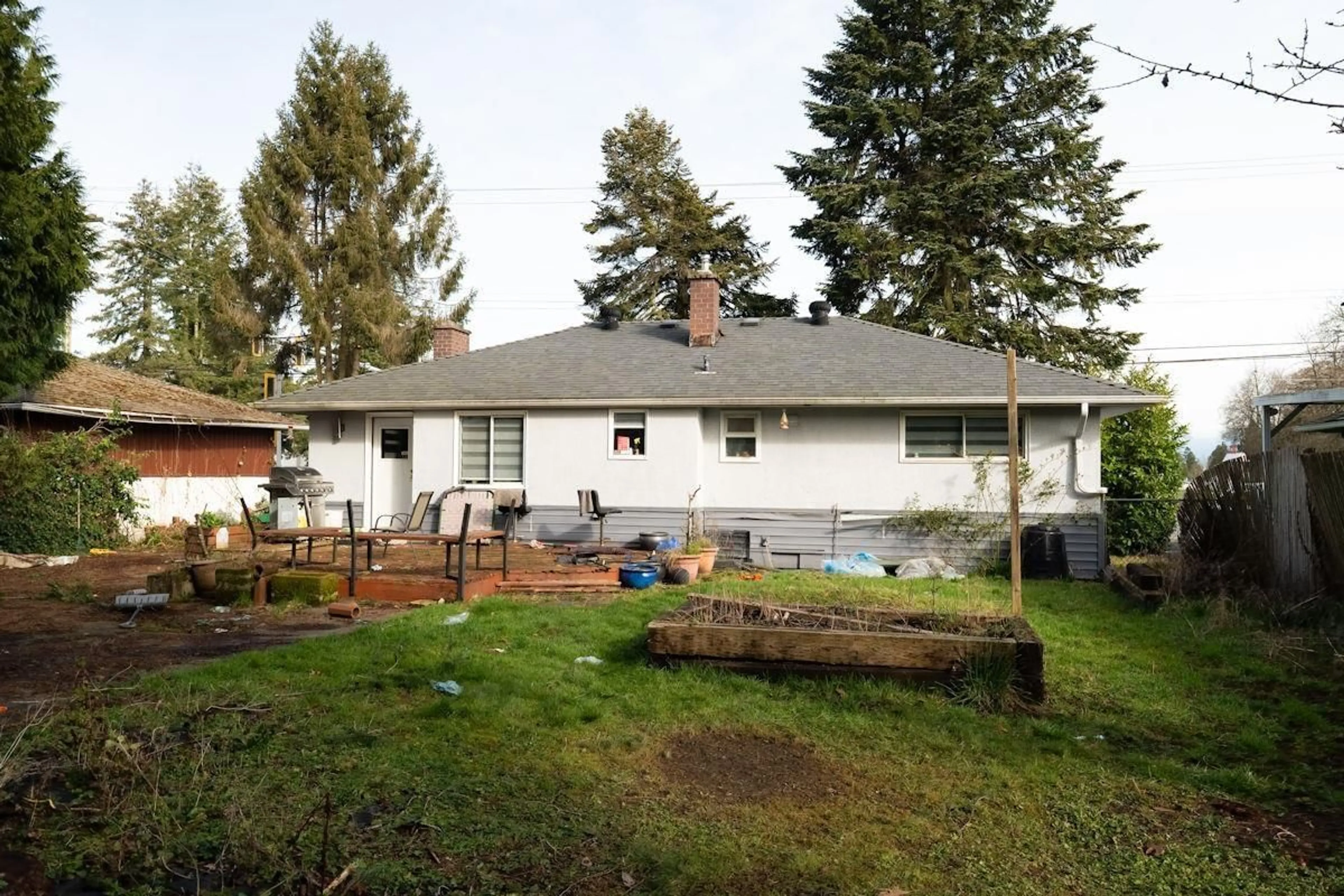 Home with vinyl exterior material, street for 12370 96, Surrey British Columbia V3V1W7