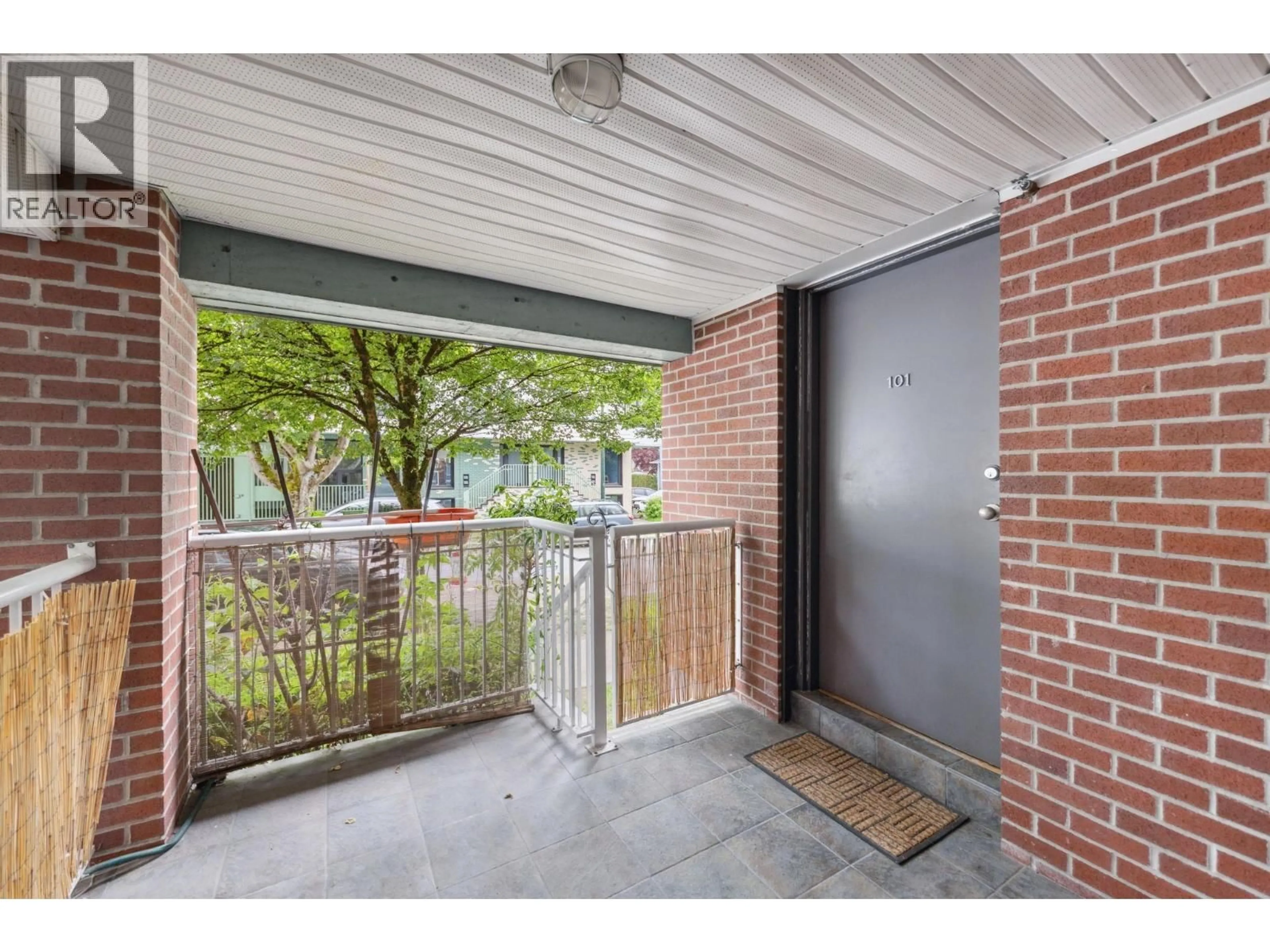 Unknown for 101 - 189 ONTARIO PLACE, Vancouver British Columbia V5W4C6