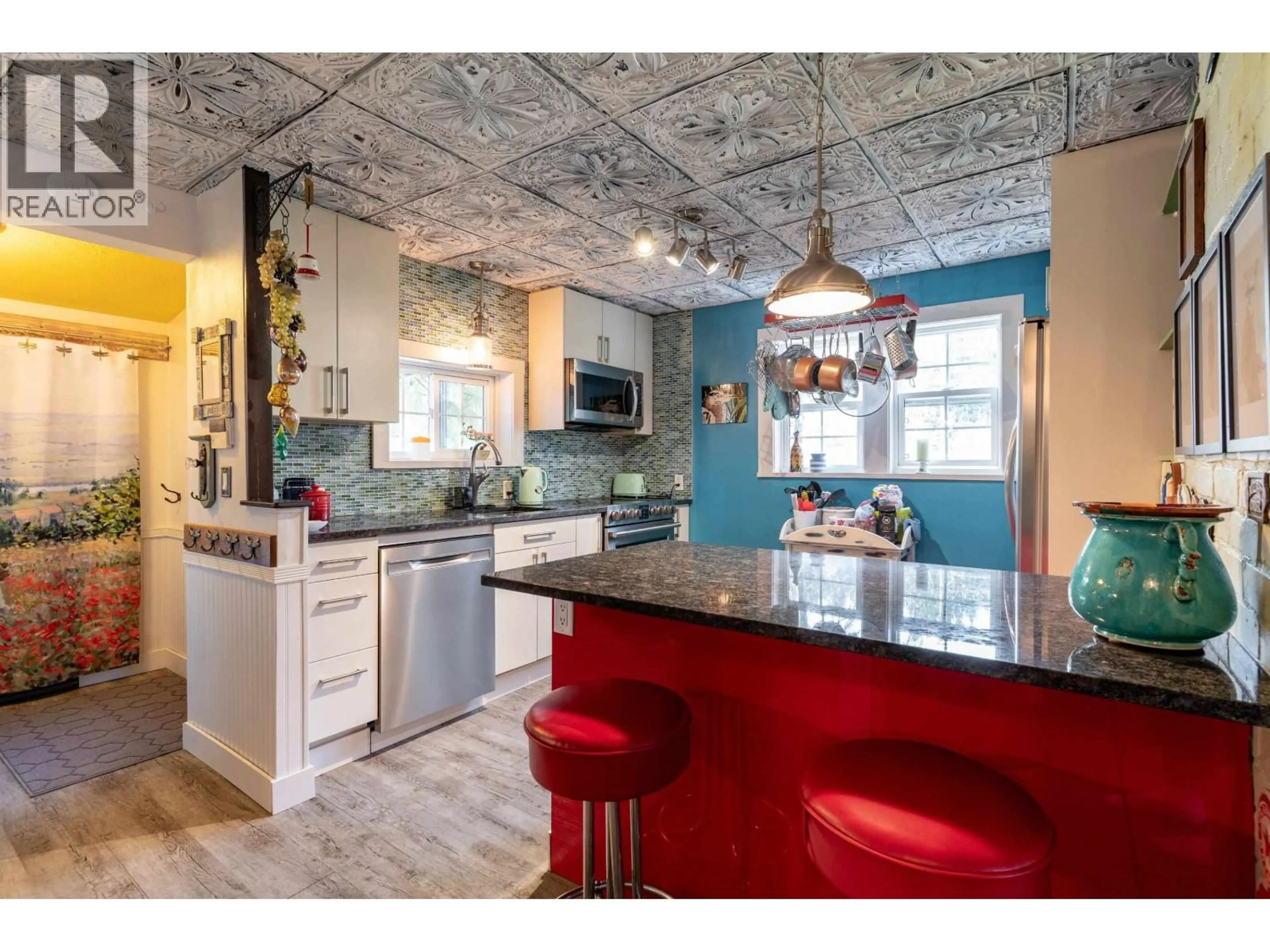 Open concept kitchen, unknown for 2212 BROOKMOUNT AVENUE, Coquitlam British Columbia V3J6V5