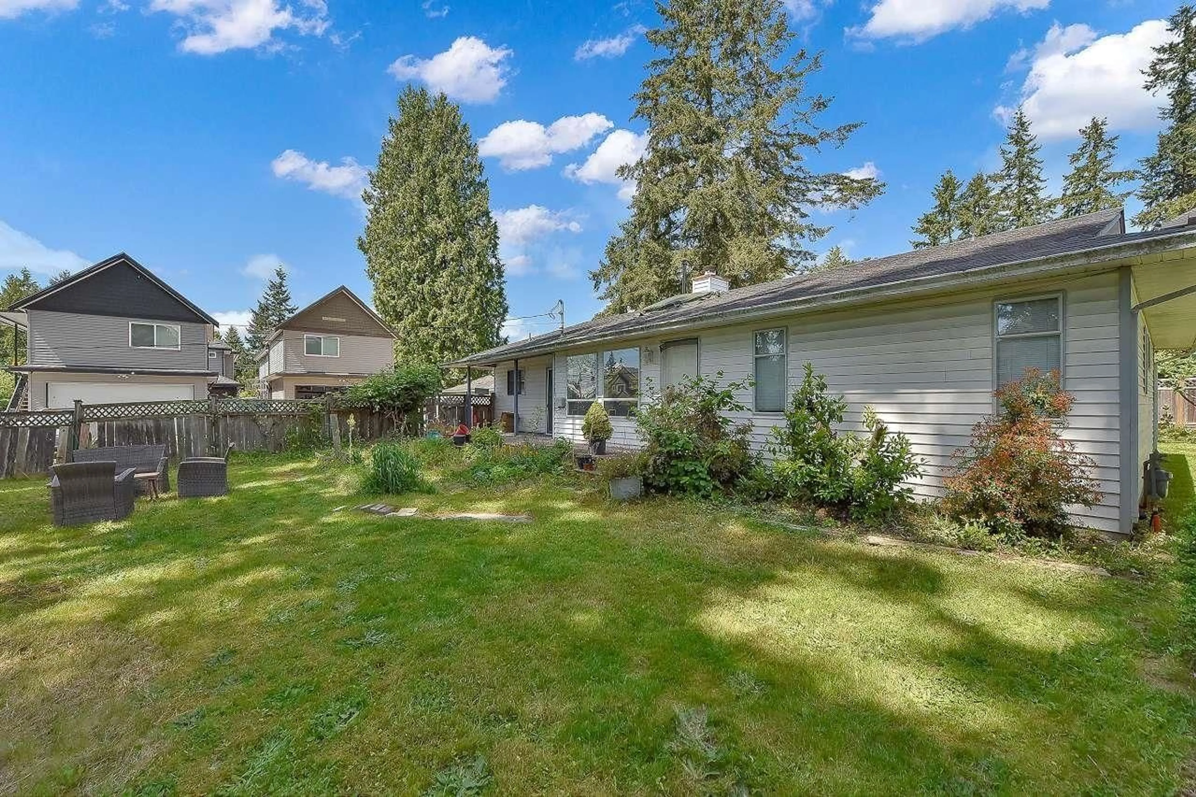 Patio, unknown for 12835 60, Surrey British Columbia V3X2C2