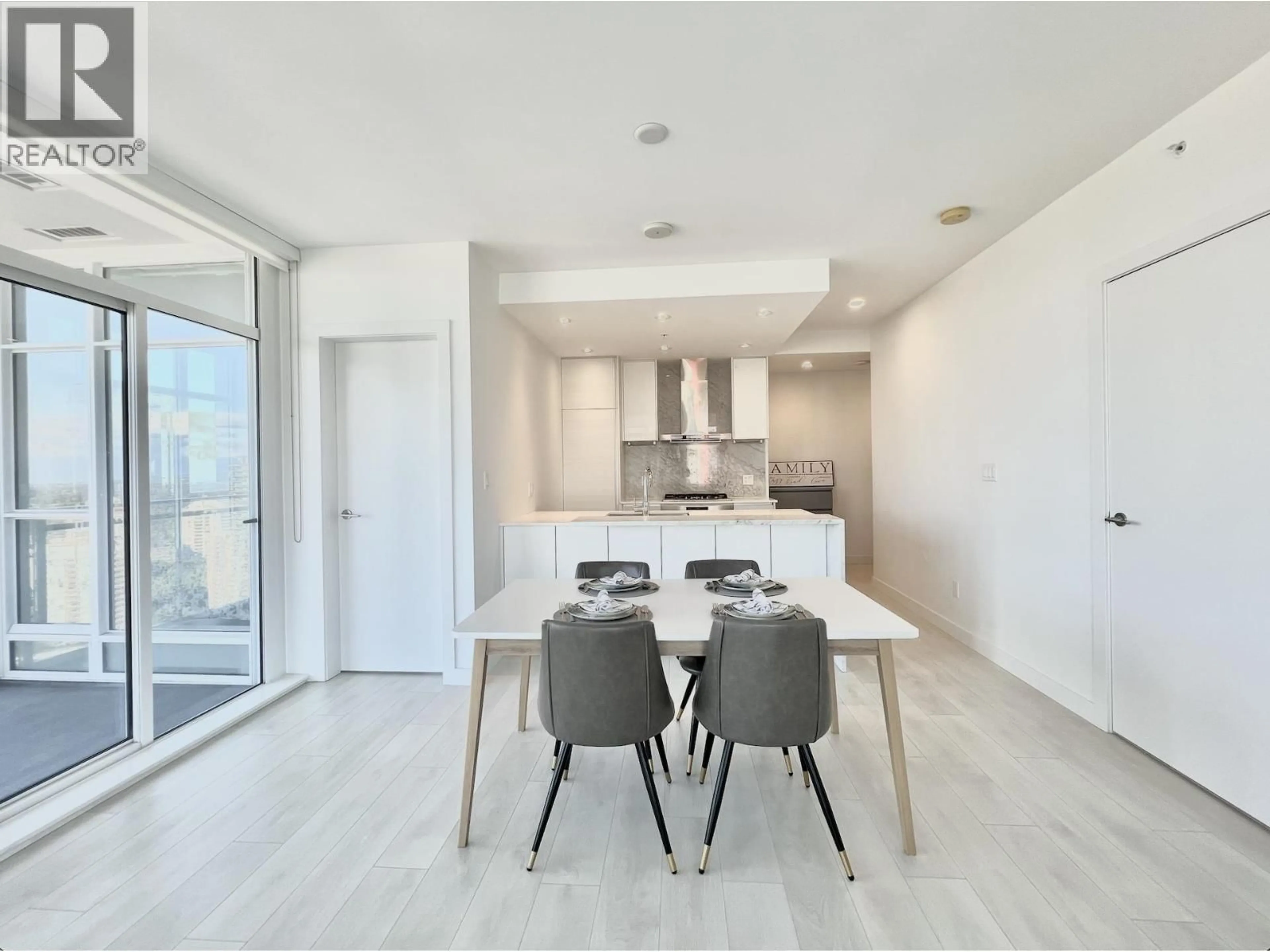 Unknown for 3010 - 4670 ASSEMBLY WAY, Burnaby British Columbia V5H0H3