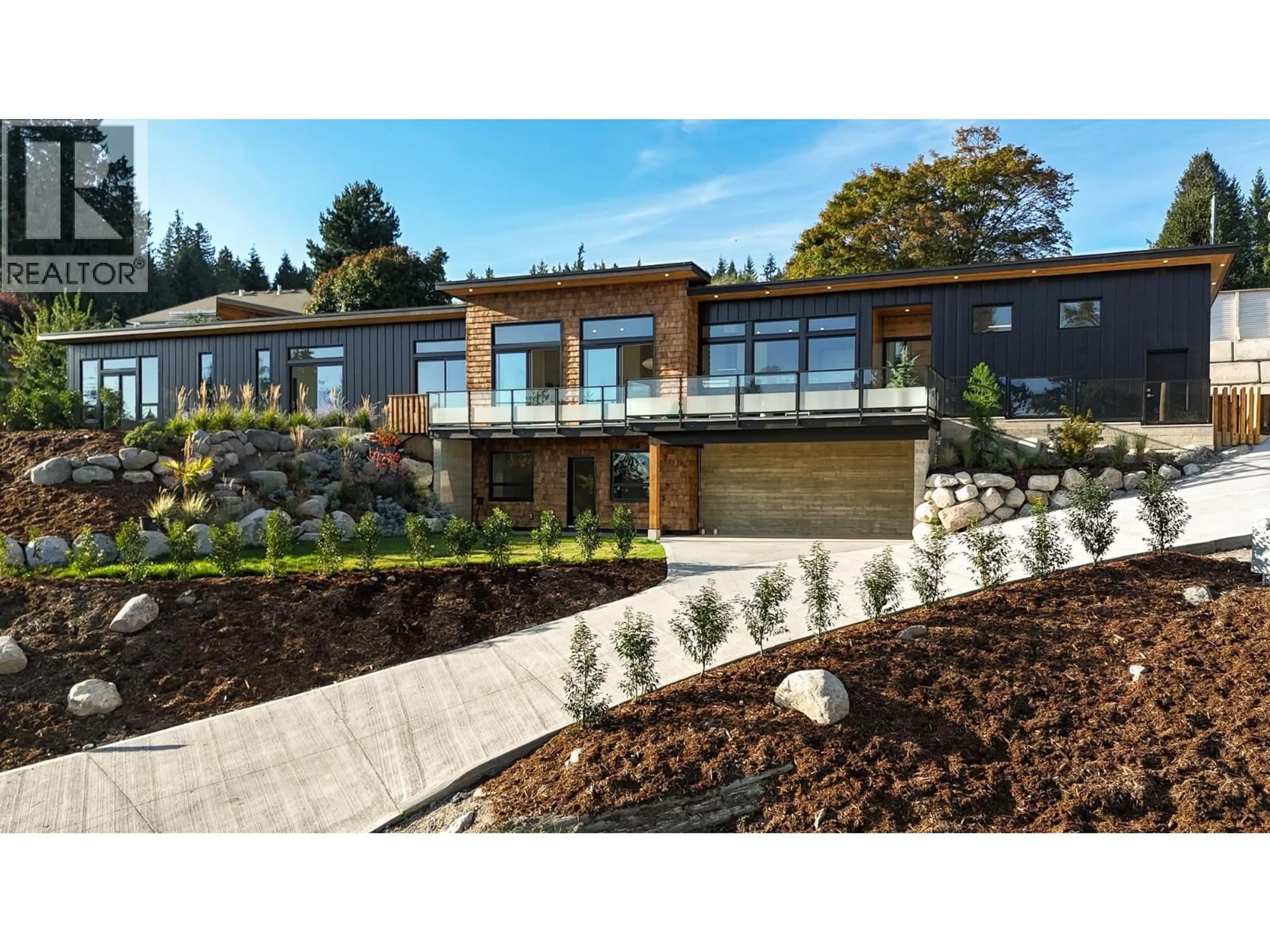 Home with brick exterior material, street for 980 GOWER POINT ROAD, Gibsons British Columbia V0N1V3