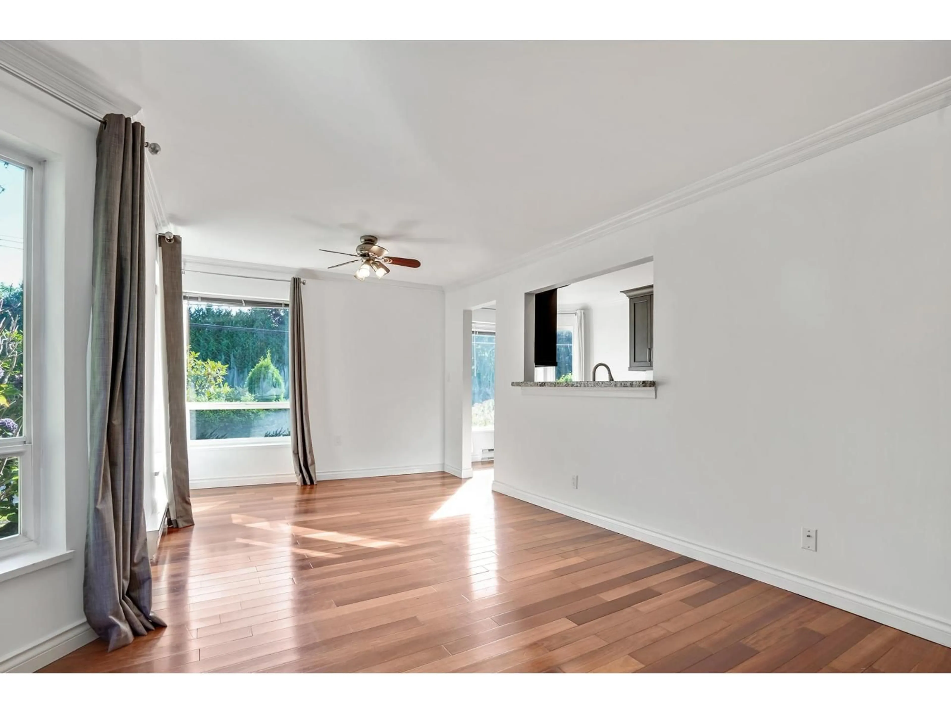A pic of a room for 110 - 2855 152, Surrey British Columbia V4P1H2