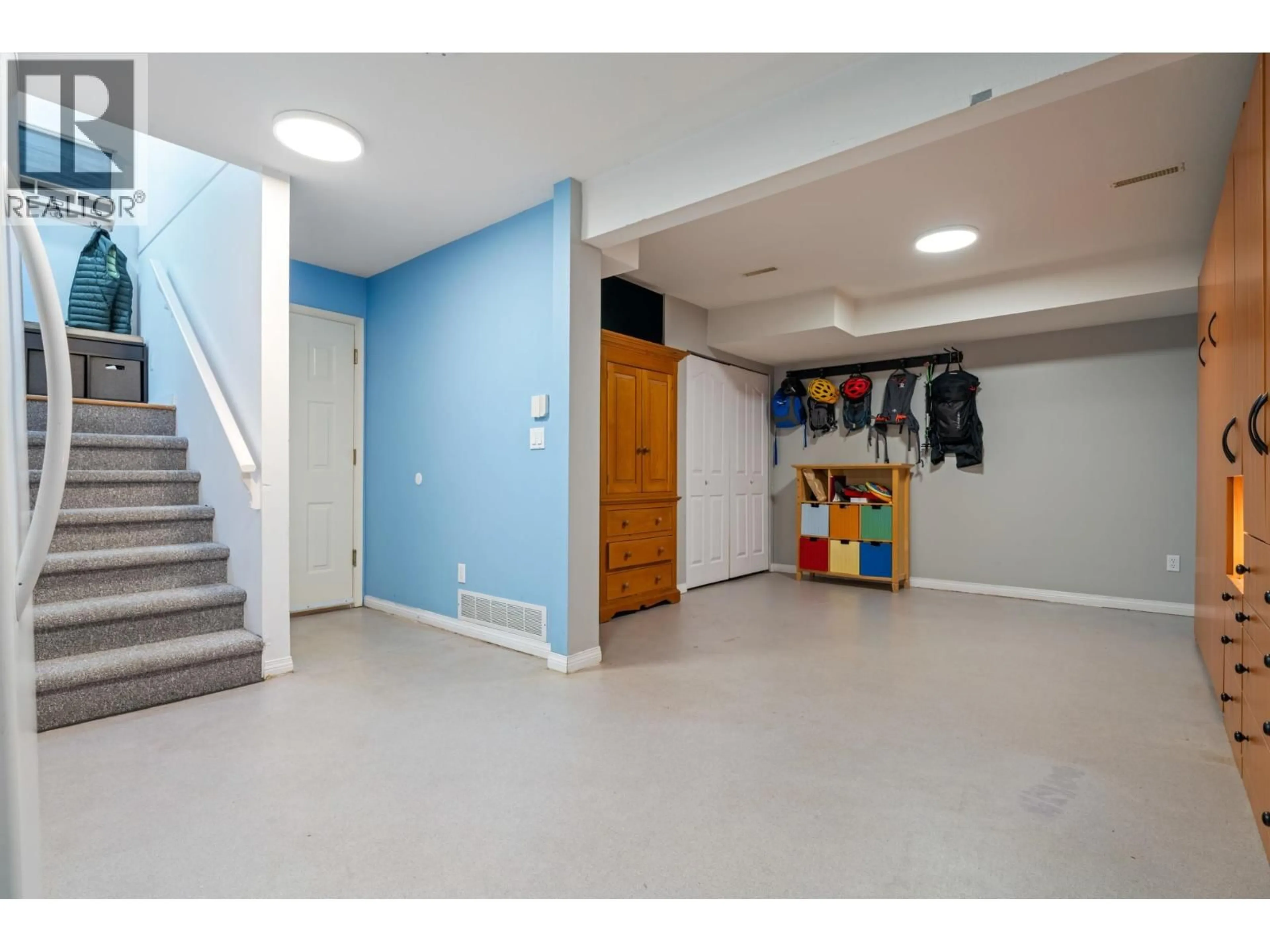 Unknown for 30 - 2600 BEAVERBROOK CRESCENT, Burnaby British Columbia V3J7W6