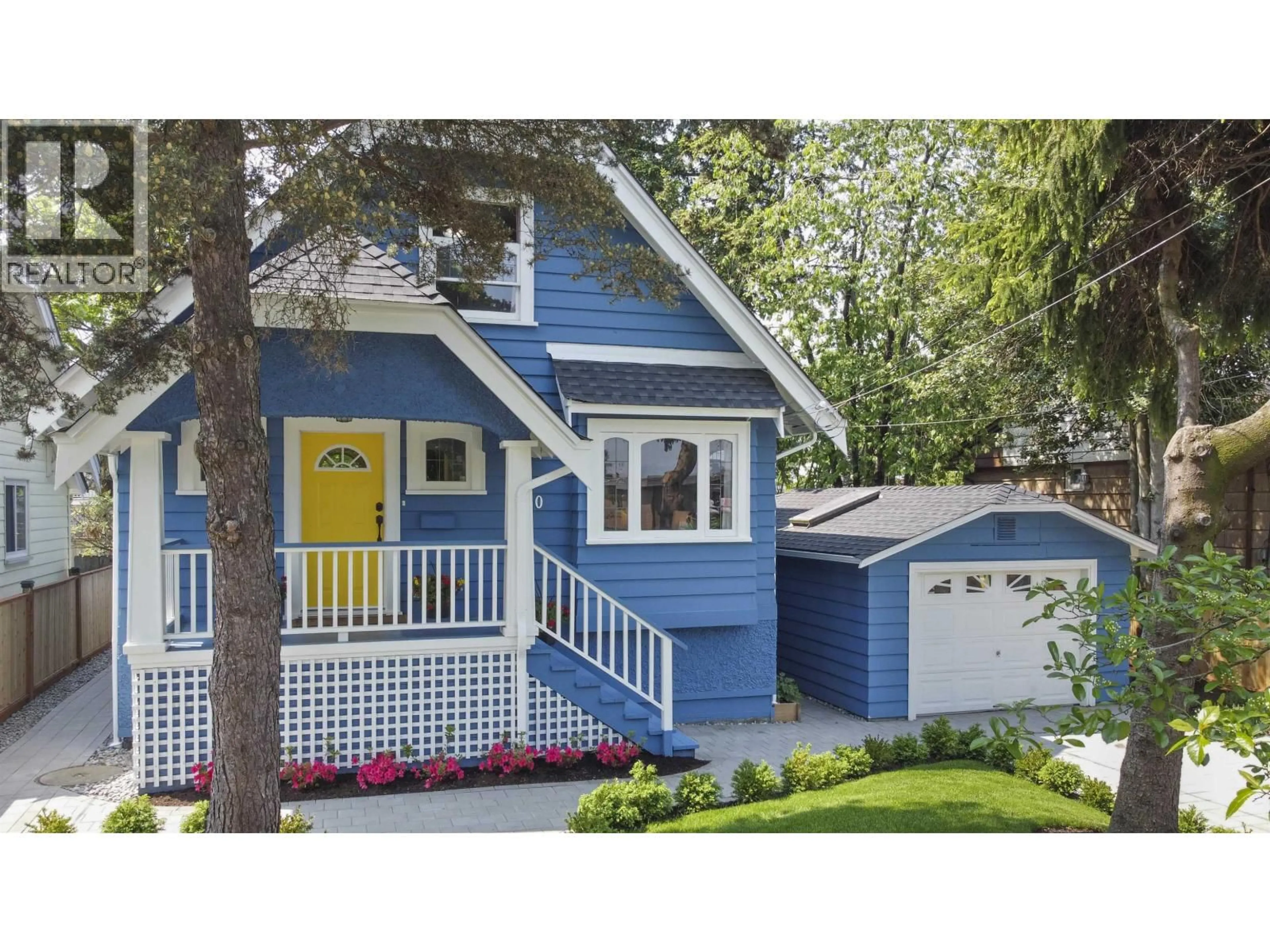 Home with vinyl exterior material, street for 3130 IVANHOE STREET, Vancouver British Columbia V5R4W1