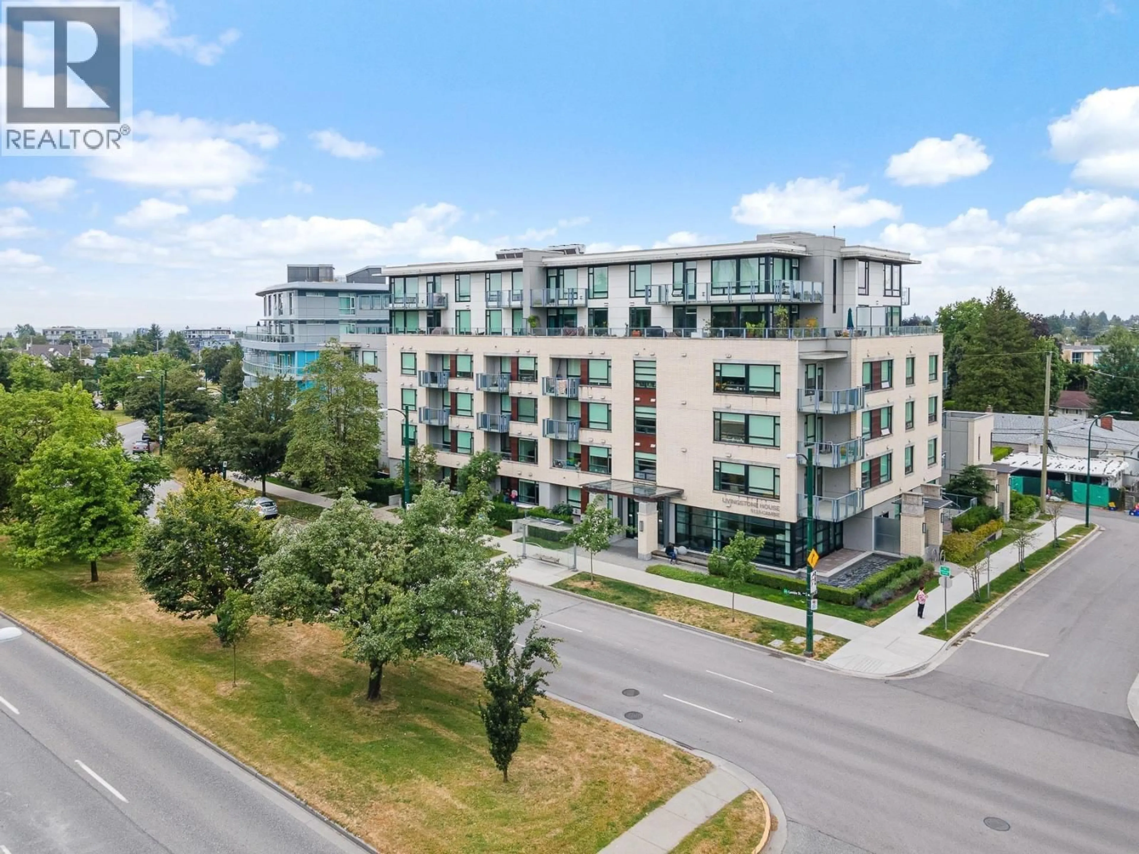 A pic from outside/outdoor area/front of a property/back of a property/a pic from drone, city buildings view from balcony for 103 - 5115 CAMBIE STREET, Vancouver British Columbia V5Z2Z6