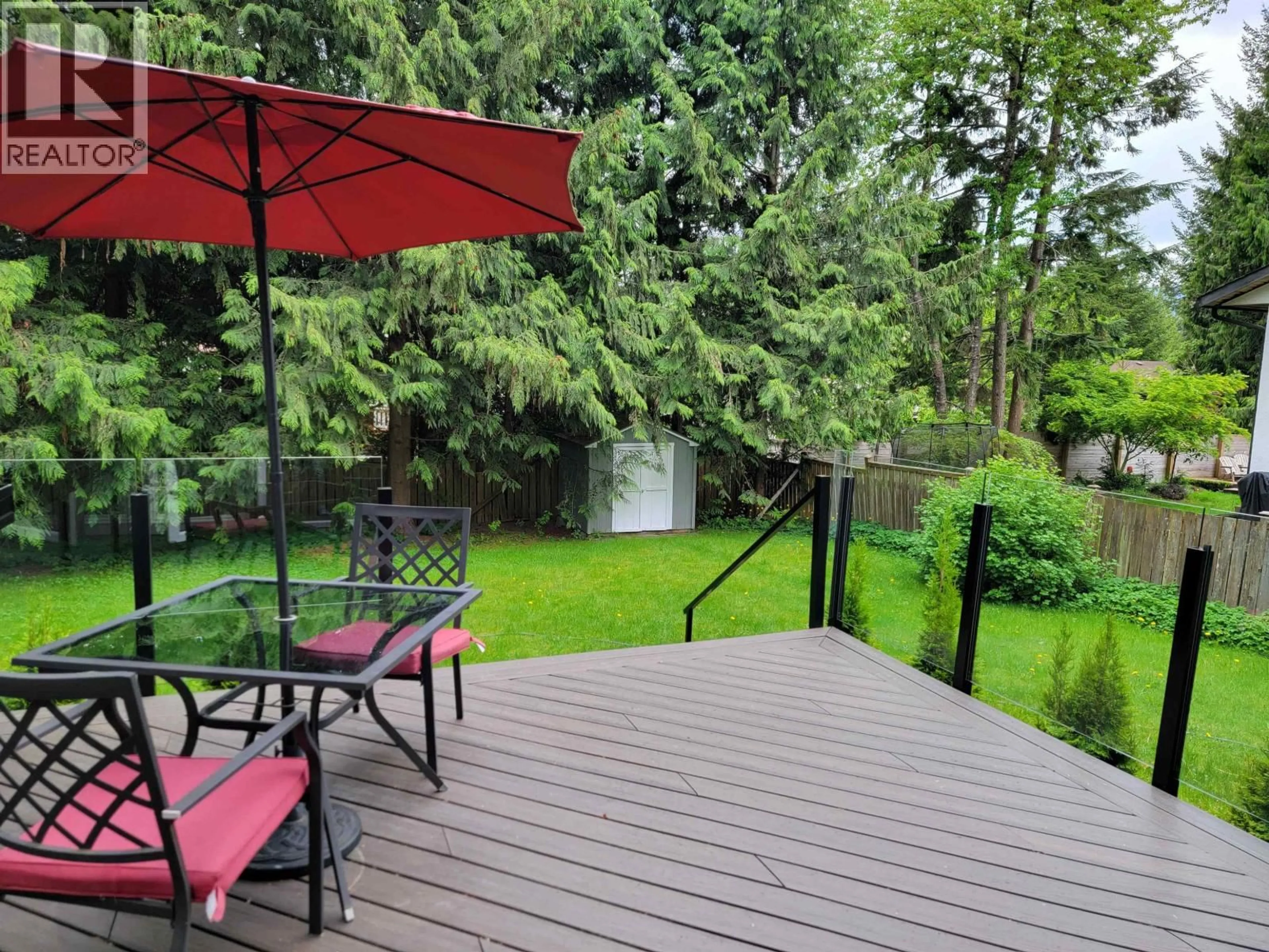 Patio, forest/trees view for 2568 THE BOULEVARD, Squamish British Columbia V8B0P1