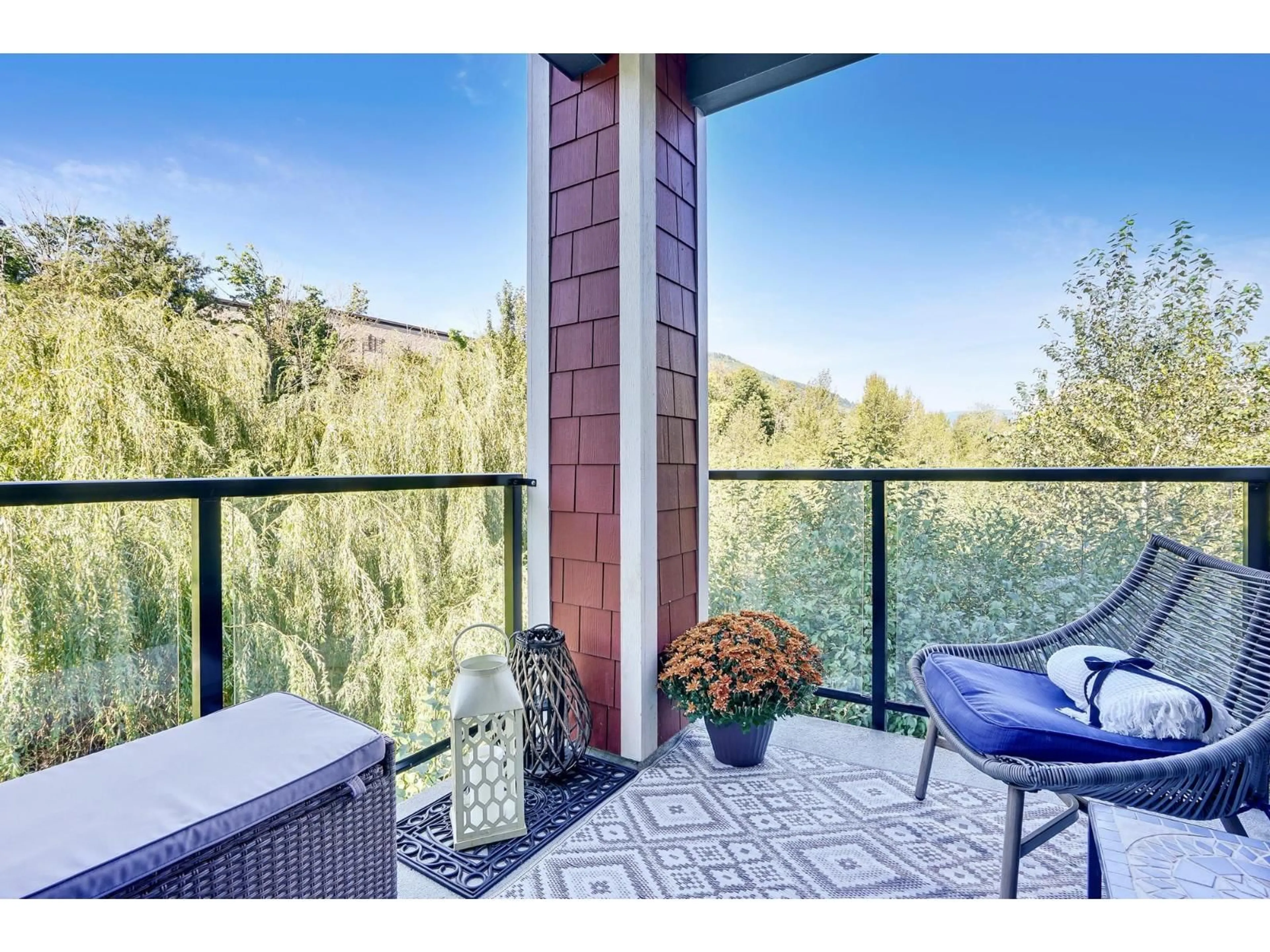Patio, water/lake/river/ocean view for 216 - 2238 WHATCOM, Abbotsford British Columbia V3G0E6