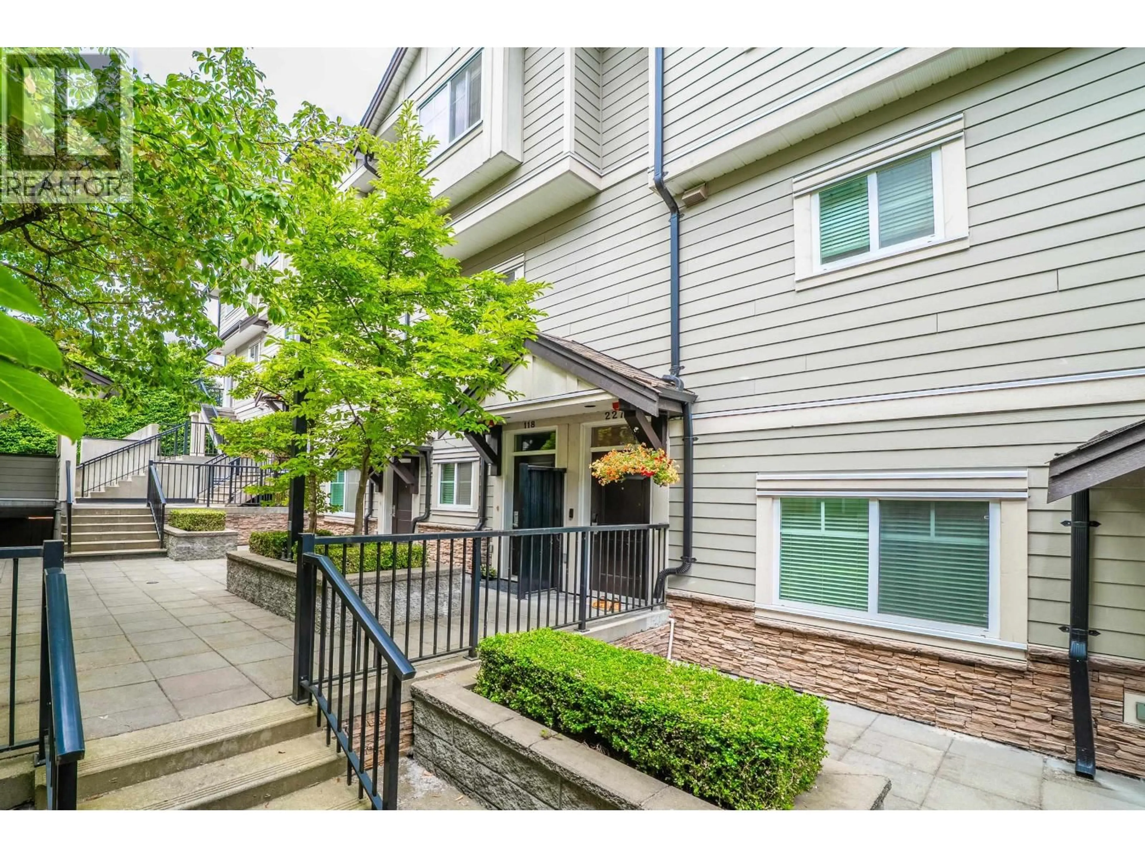 Patio, street for 227 - 3888 NORFOLK STREET, Burnaby British Columbia V5G1E5