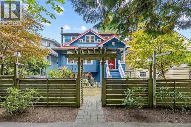 3825 31ST AVENUE, Vancouver 2