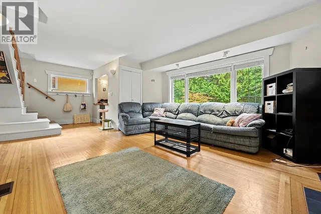 3825 31ST AVENUE, Vancouver 5