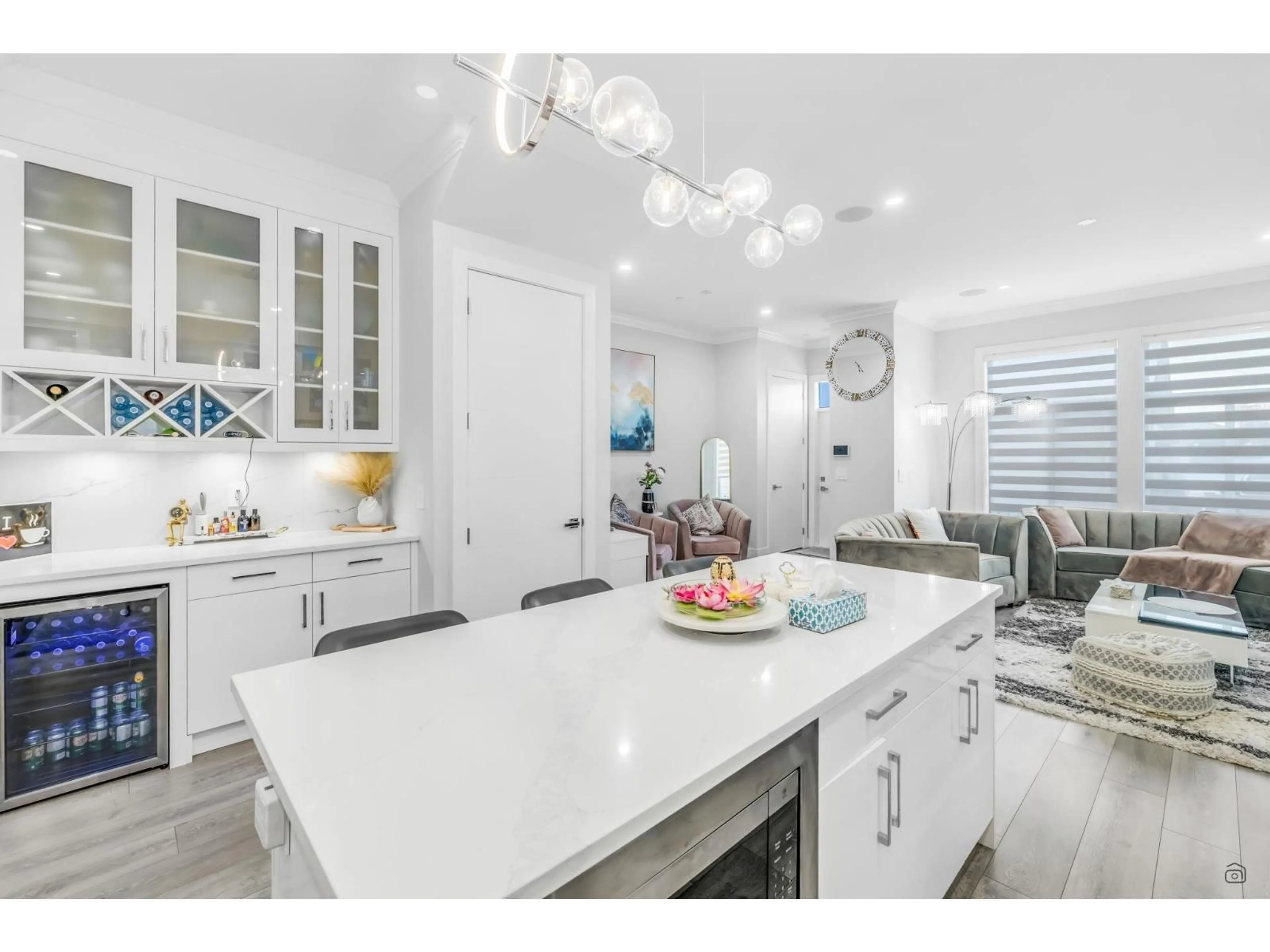 Open concept kitchen, ceramic/tile floor for 7441 197, Langley British Columbia V2Y3R6