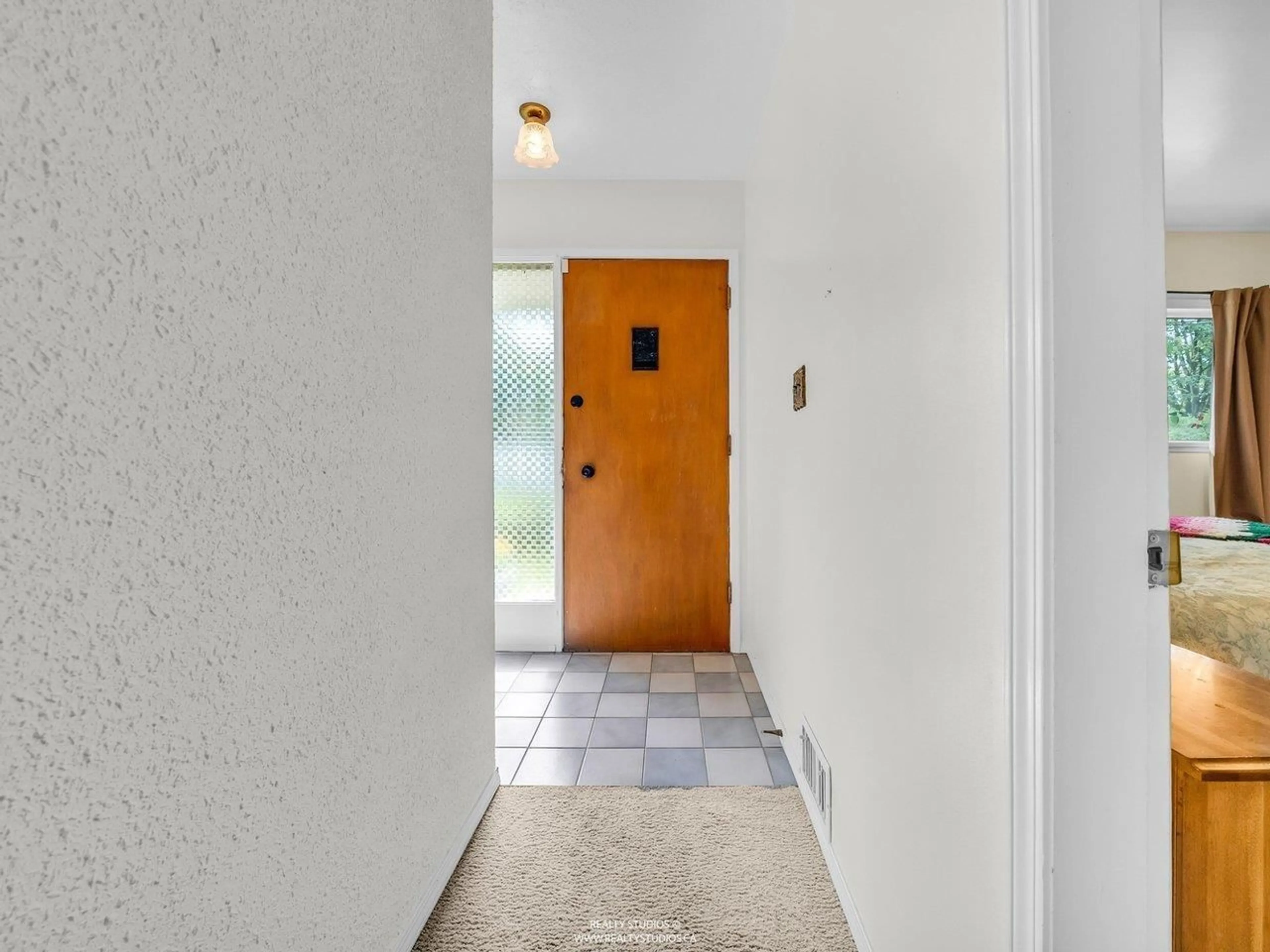 Indoor foyer for 11000 MCADAM, Delta British Columbia V4C3E8
