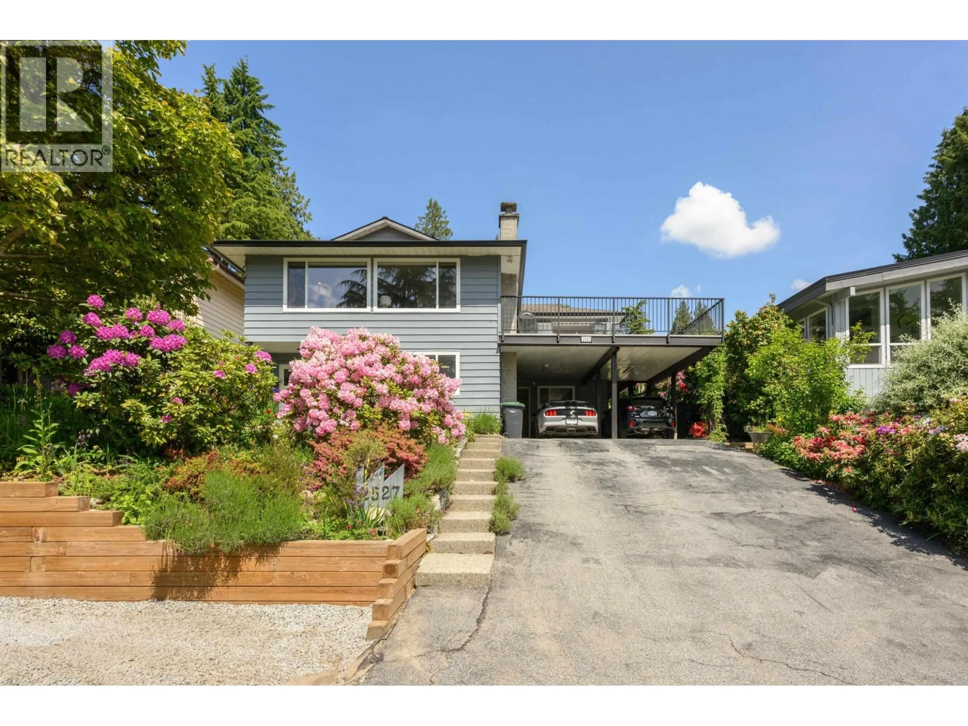 Unknown for 2527 ARUNDEL LANE, Coquitlam British Columbia V3K5R9