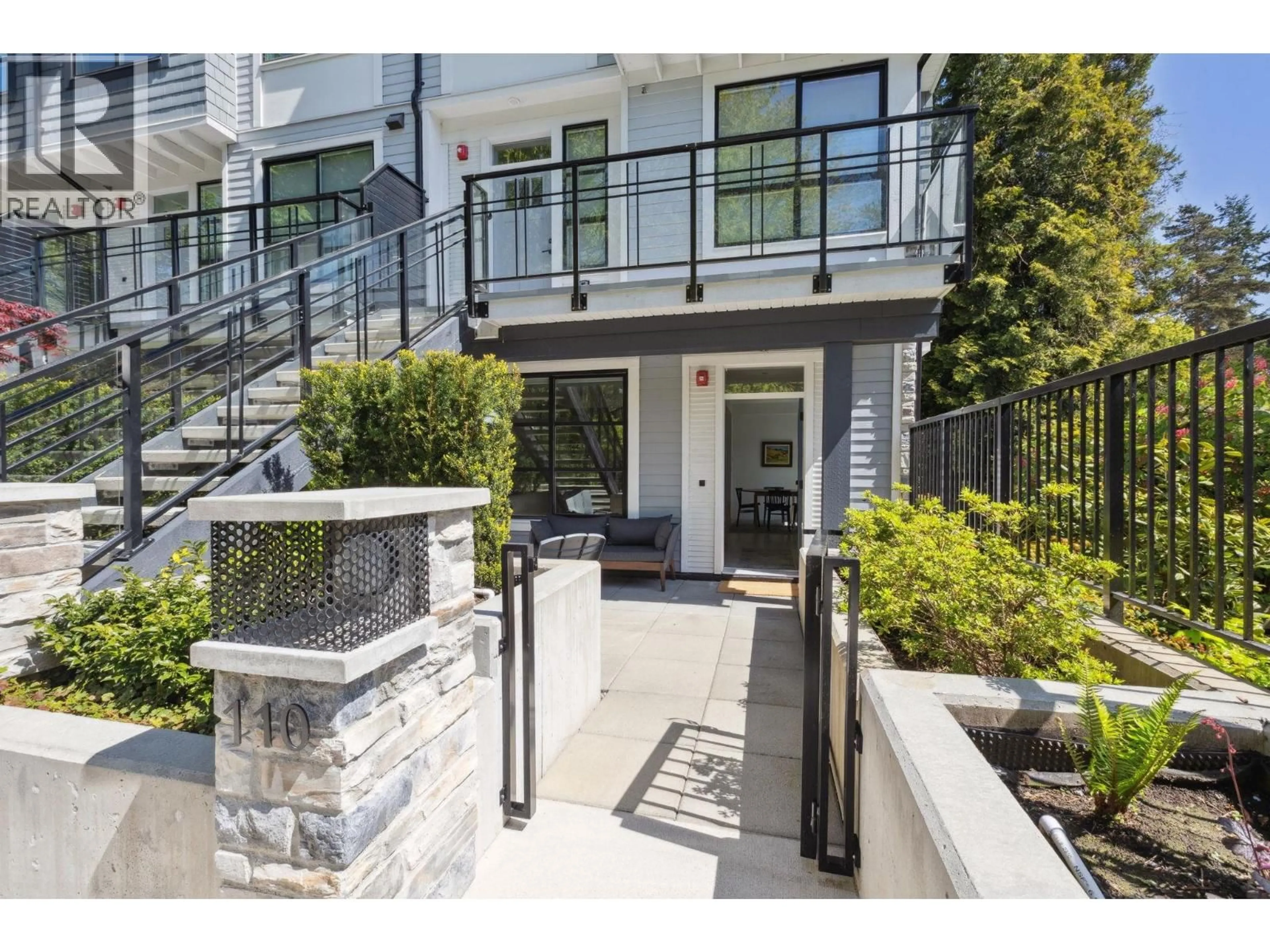 Unknown for 110 - 2045 HERITAGE PARK LANE, North Vancouver British Columbia V7H1E2