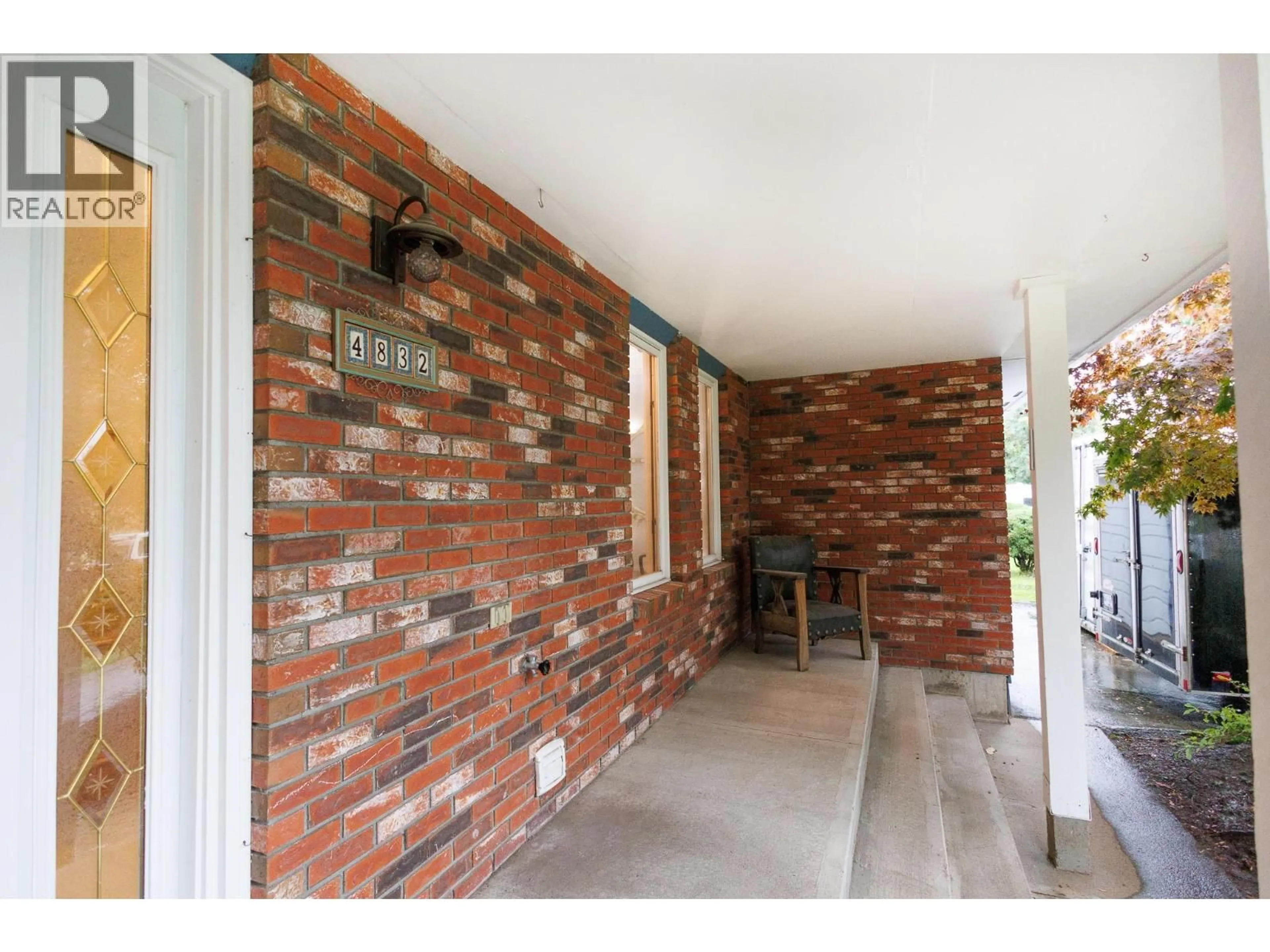 Indoor entryway for 4832 SOUCIE AVENUE, Terrace British Columbia V8G4R8