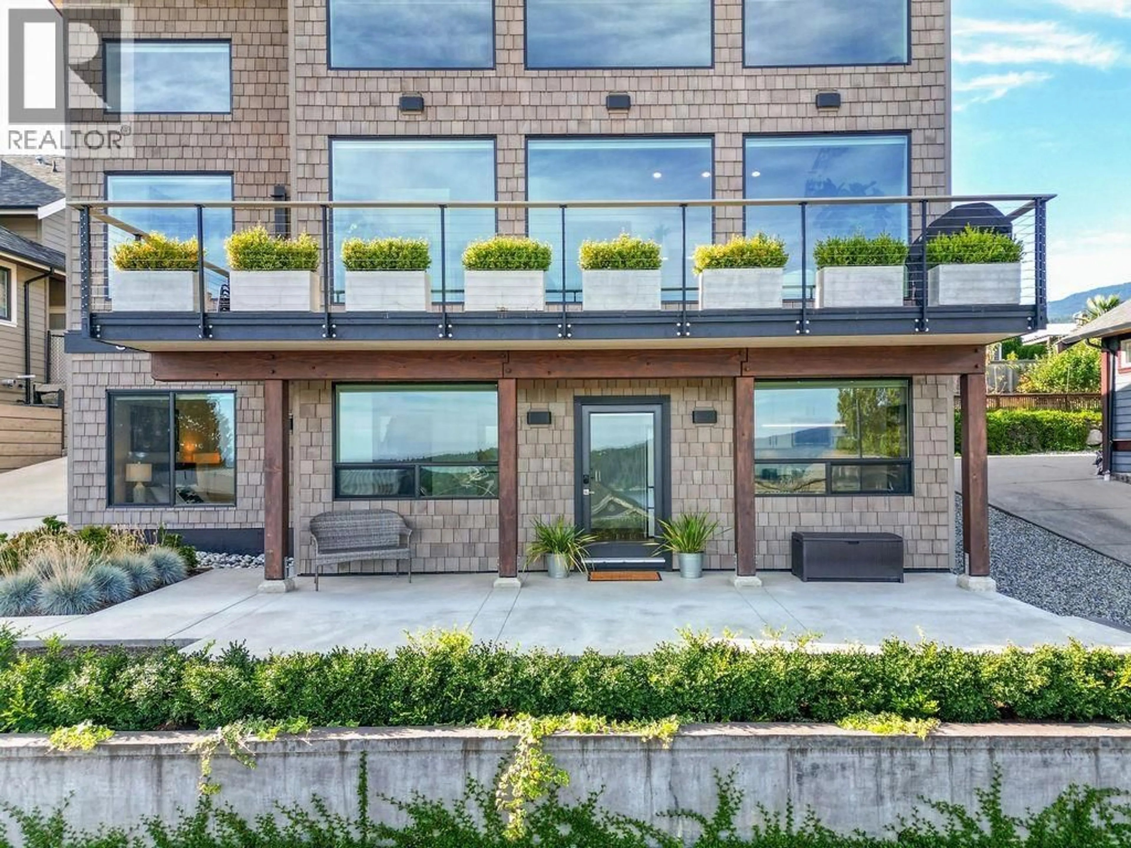 Home with brick exterior material, unknown for 502 SPYGLASS PLACE, Gibsons British Columbia V0N1V9