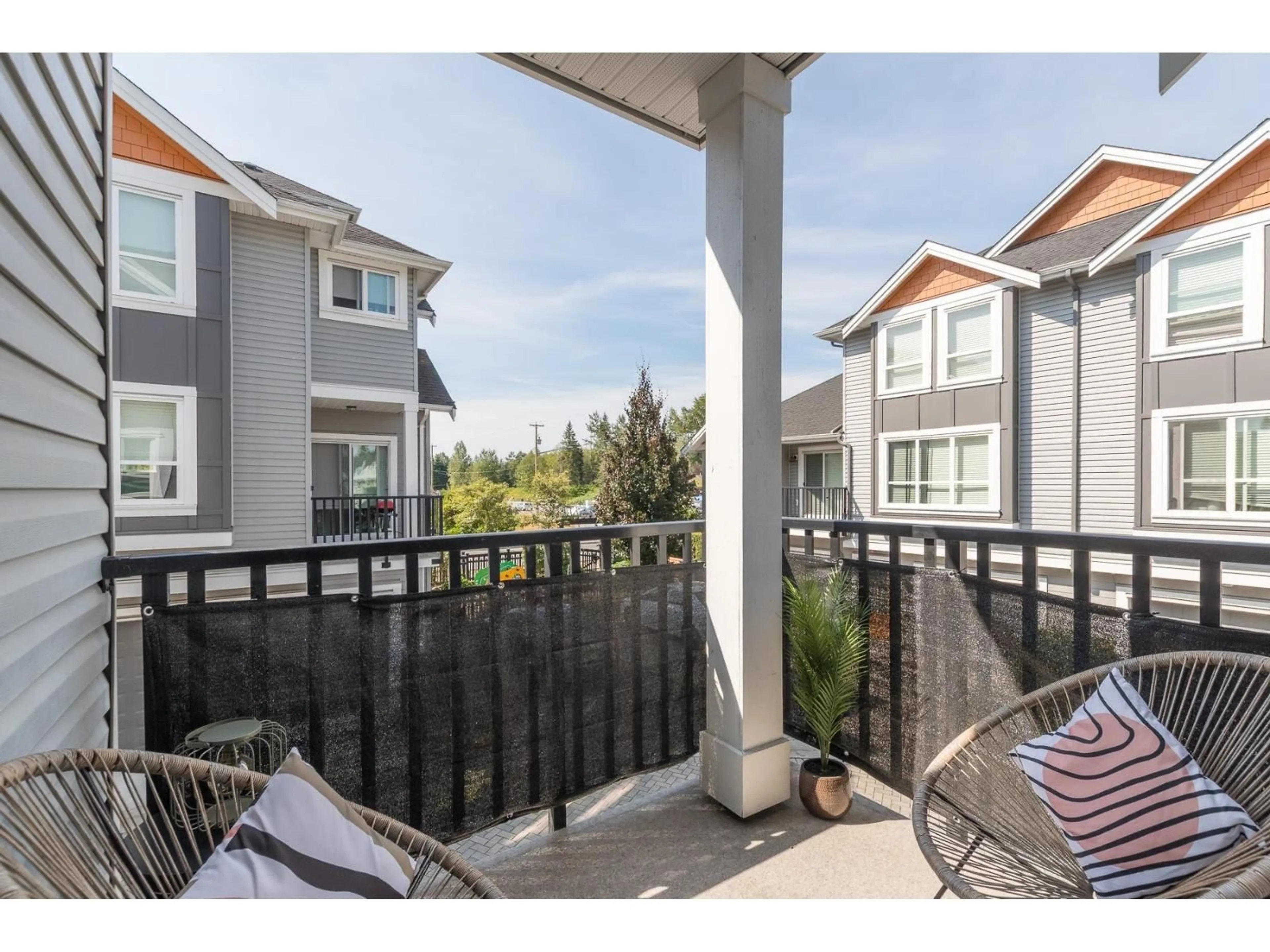 Patio, unknown for 37 - 20856 76, Langley British Columbia V2Y0S7