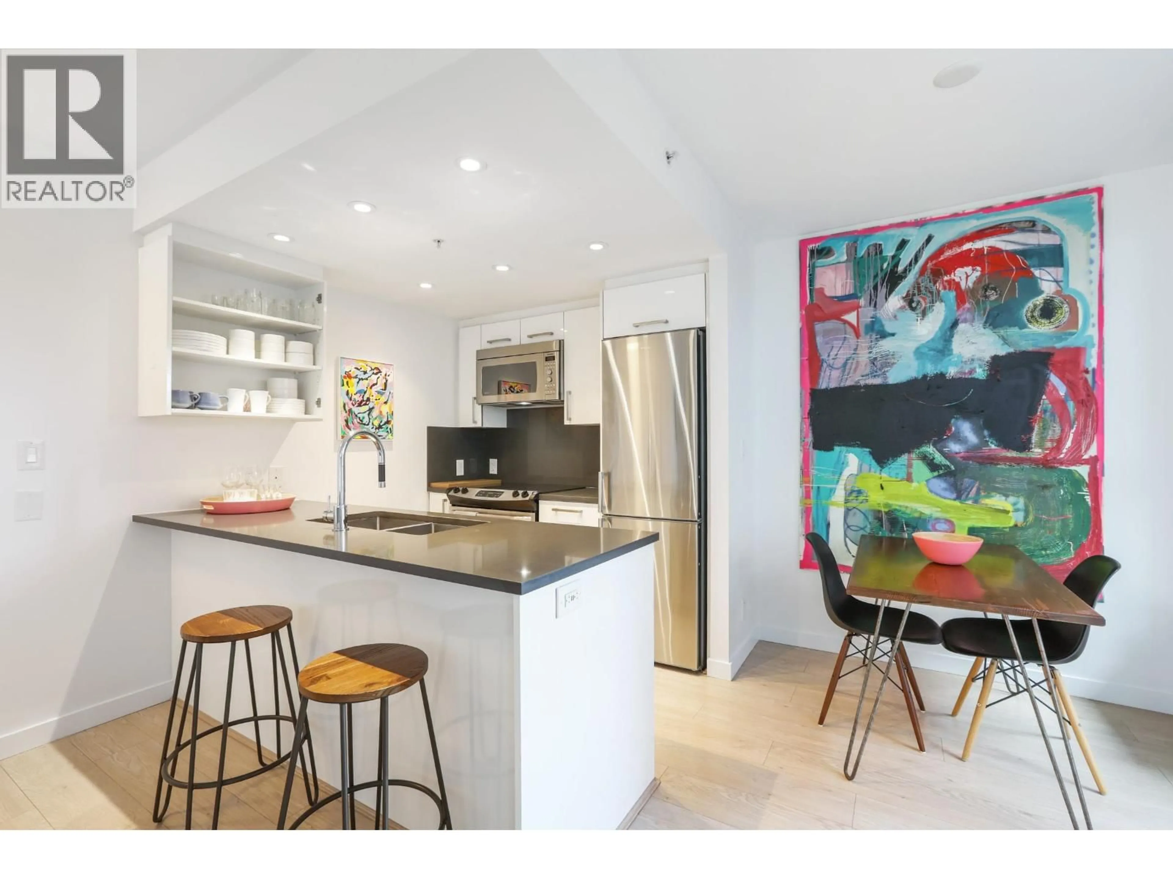 Contemporary kitchen, unknown for 305 - 933 HASTINGS STREET, Vancouver British Columbia V6A0G6