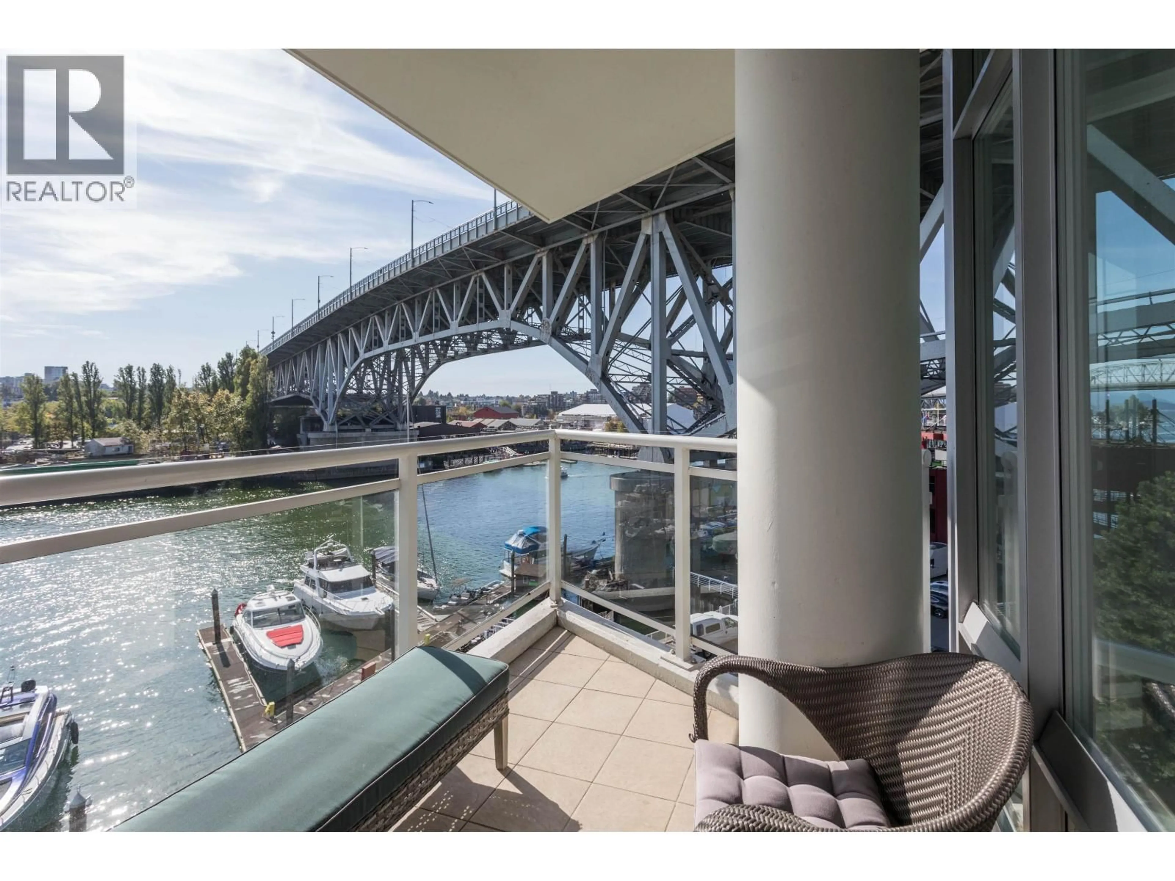 Balcony in the apartment, water/lake/river/ocean view for 605 - 628 KINGHORNE MEWS, Vancouver British Columbia V6Z3H6