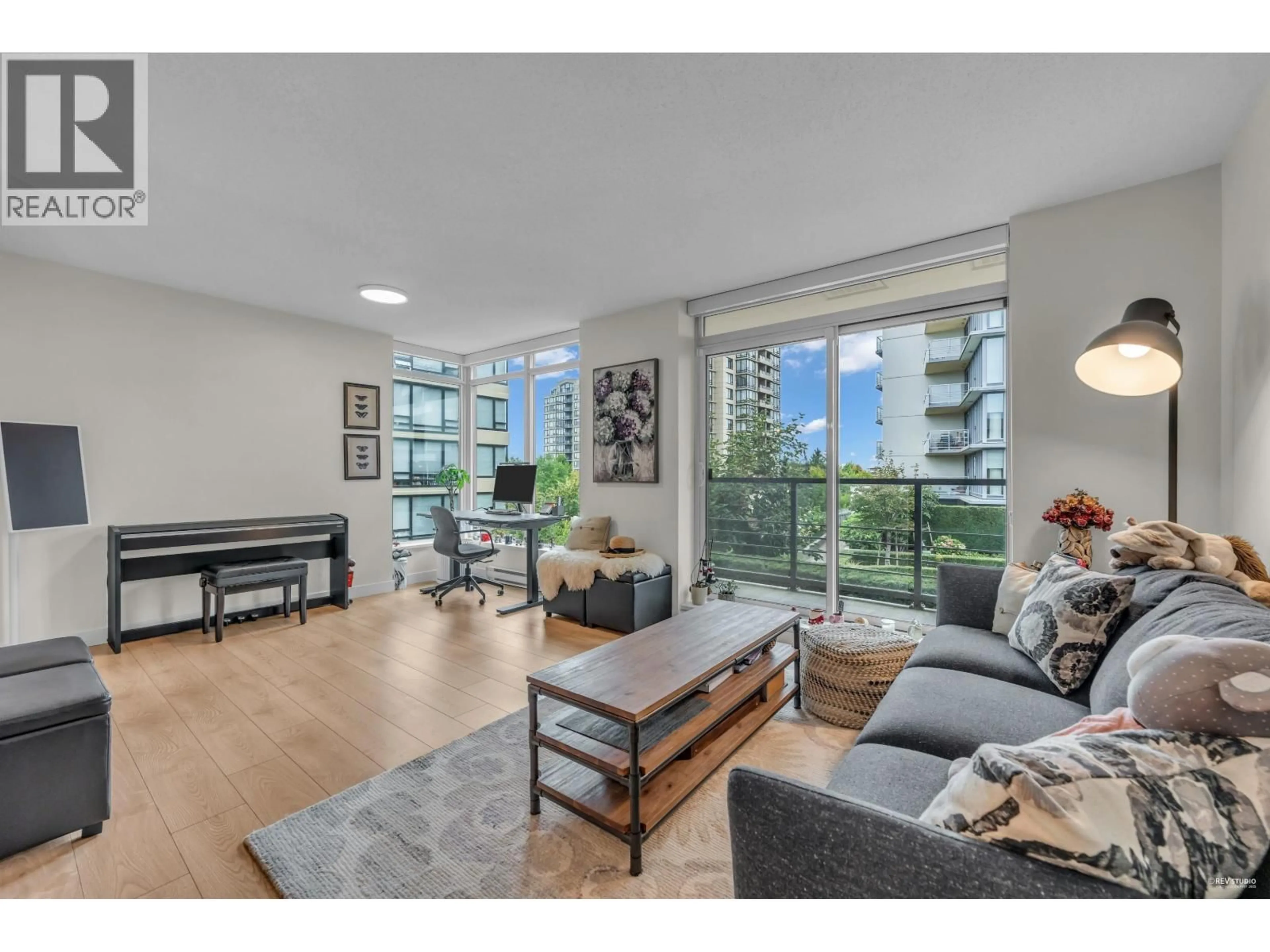 Living room with furniture, unknown for 603 - 9019 COOK ROAD, Richmond British Columbia V6Y0G6