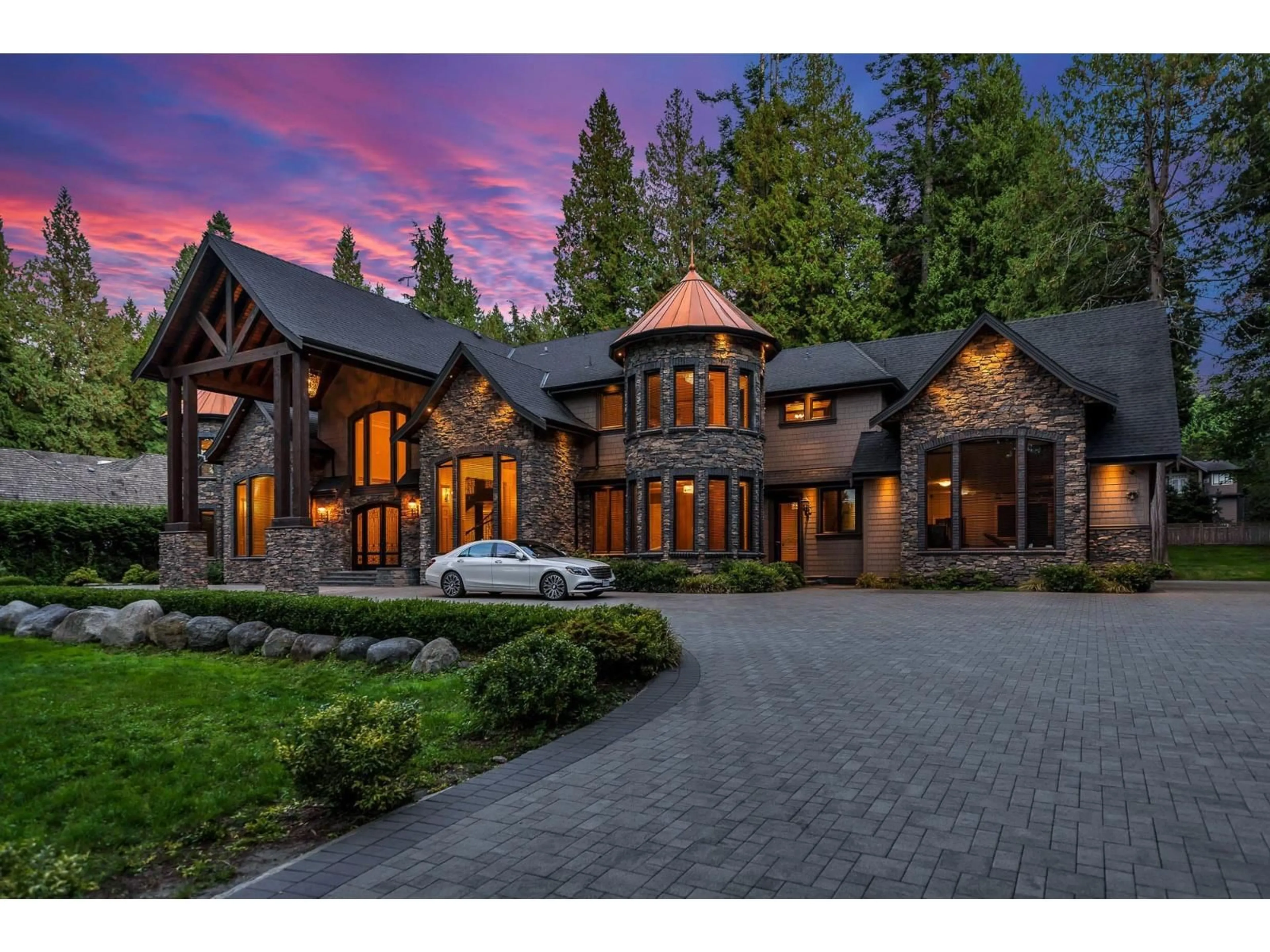 Home with brick exterior material, mountain view for 13288 WOODCREST, Surrey British Columbia V4P1W5