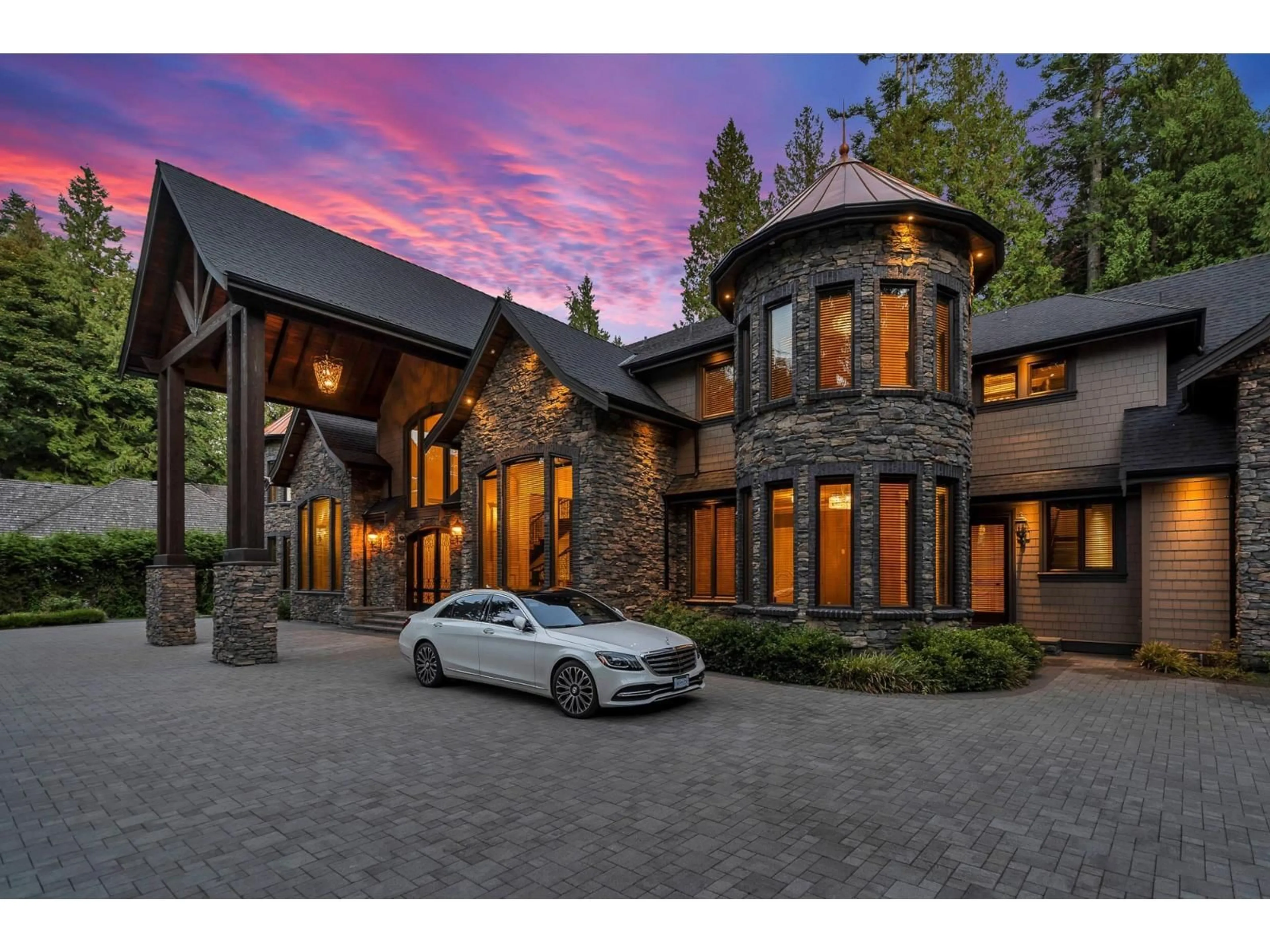 Unknown for 13288 WOODCREST, Surrey British Columbia V4P1W5