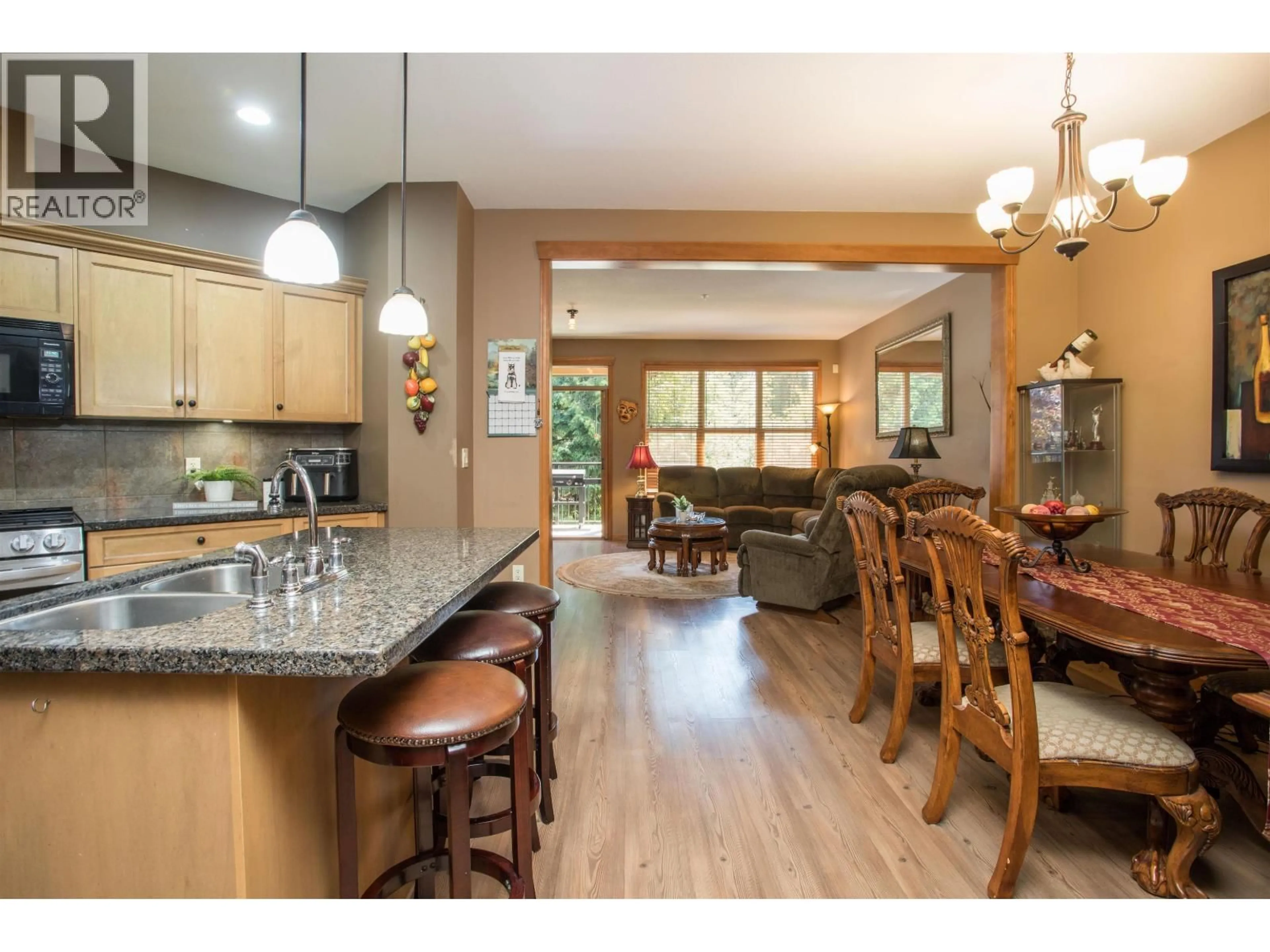 Open concept kitchen, wood/laminate floor for 28 - 24185 106B AVENUE, Maple Ridge British Columbia V2W0C4