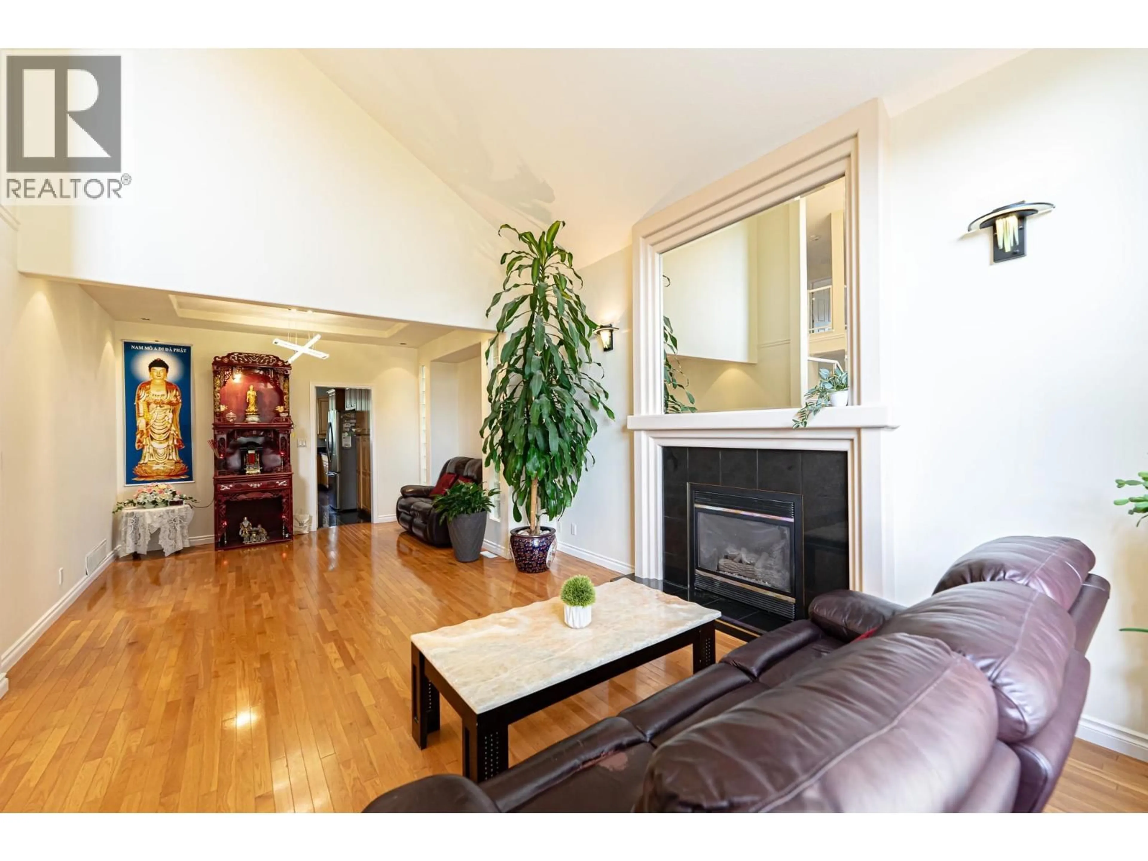 Living room with furniture, wood/laminate floor for 3169 ARROWSMITH PLACE, Coquitlam British Columbia V3E3B5
