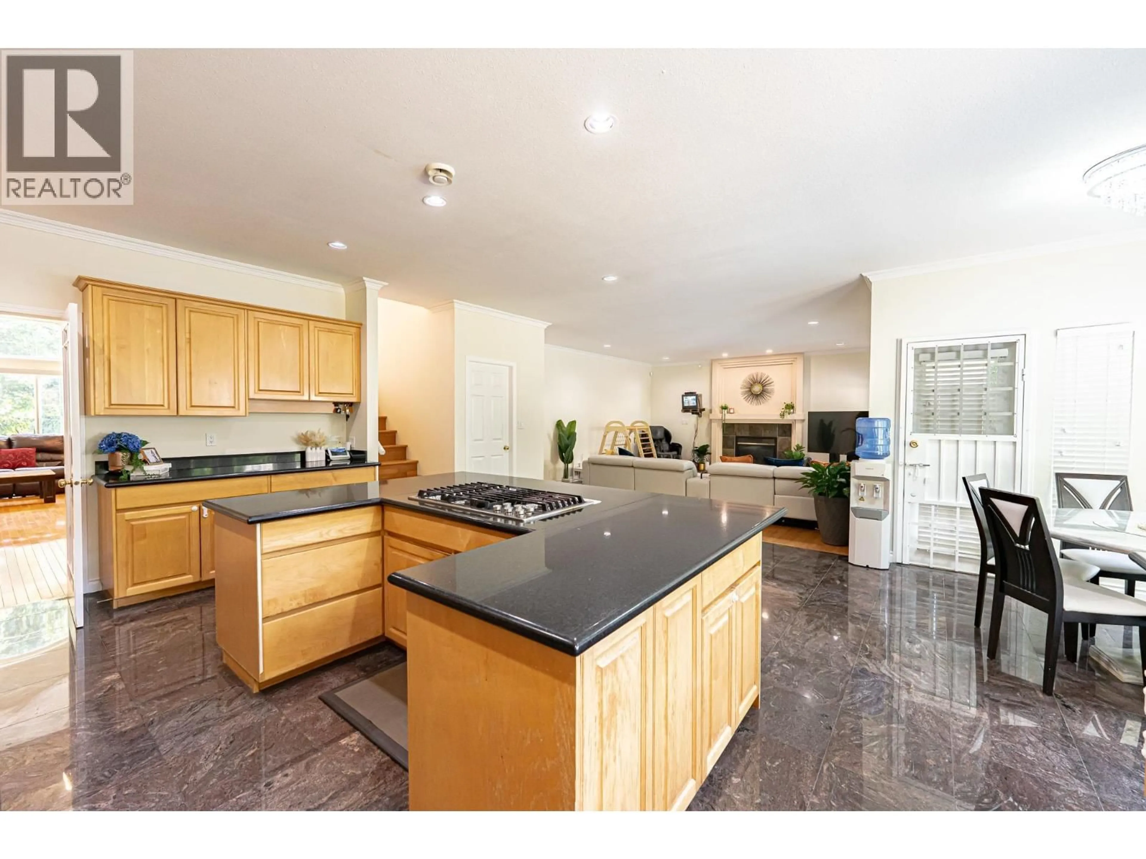 Open concept kitchen, unknown for 3169 ARROWSMITH PLACE, Coquitlam British Columbia V3E3B5
