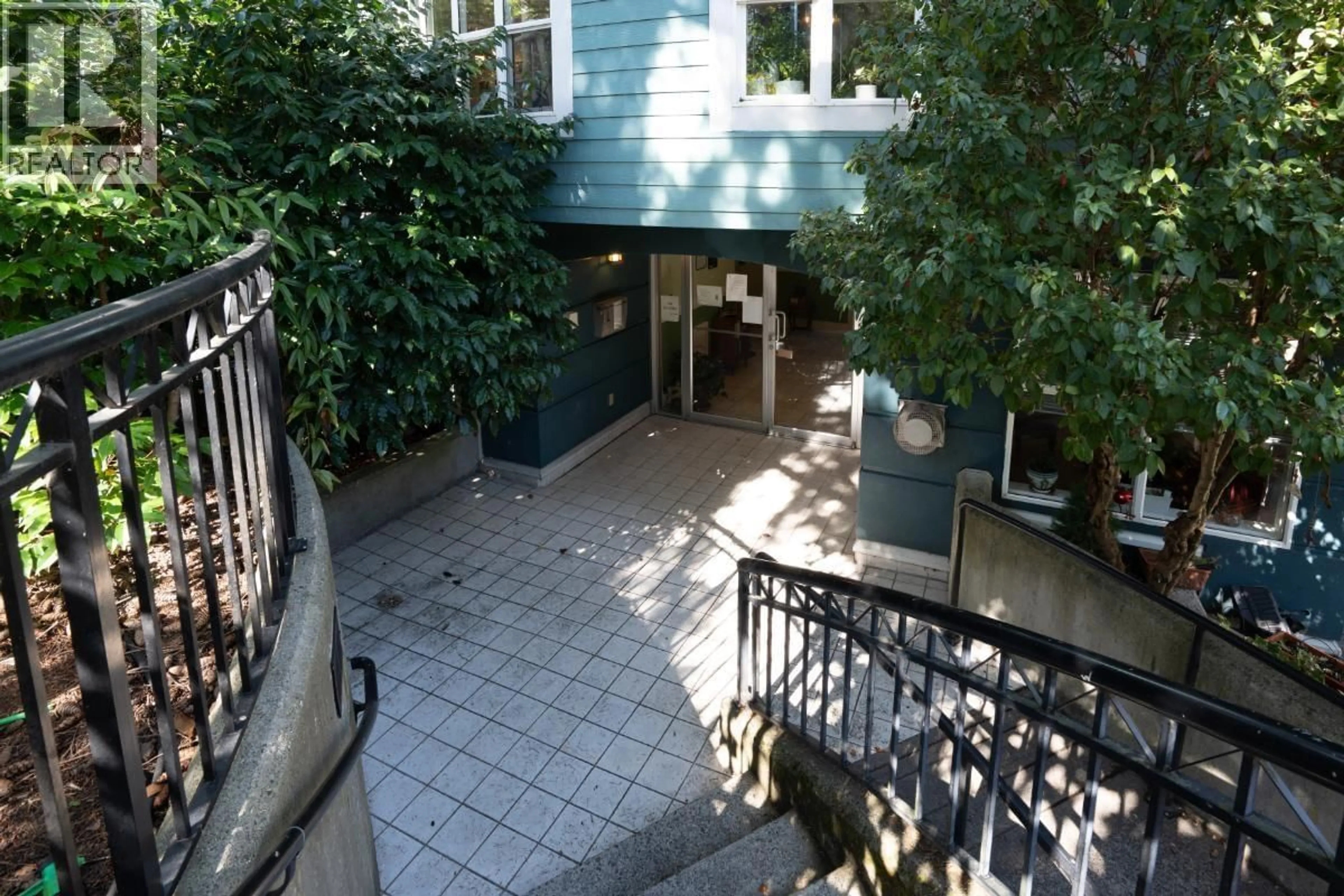 Patio, street for 203 - 1617 GRANT STREET, Vancouver British Columbia V5L2Y4