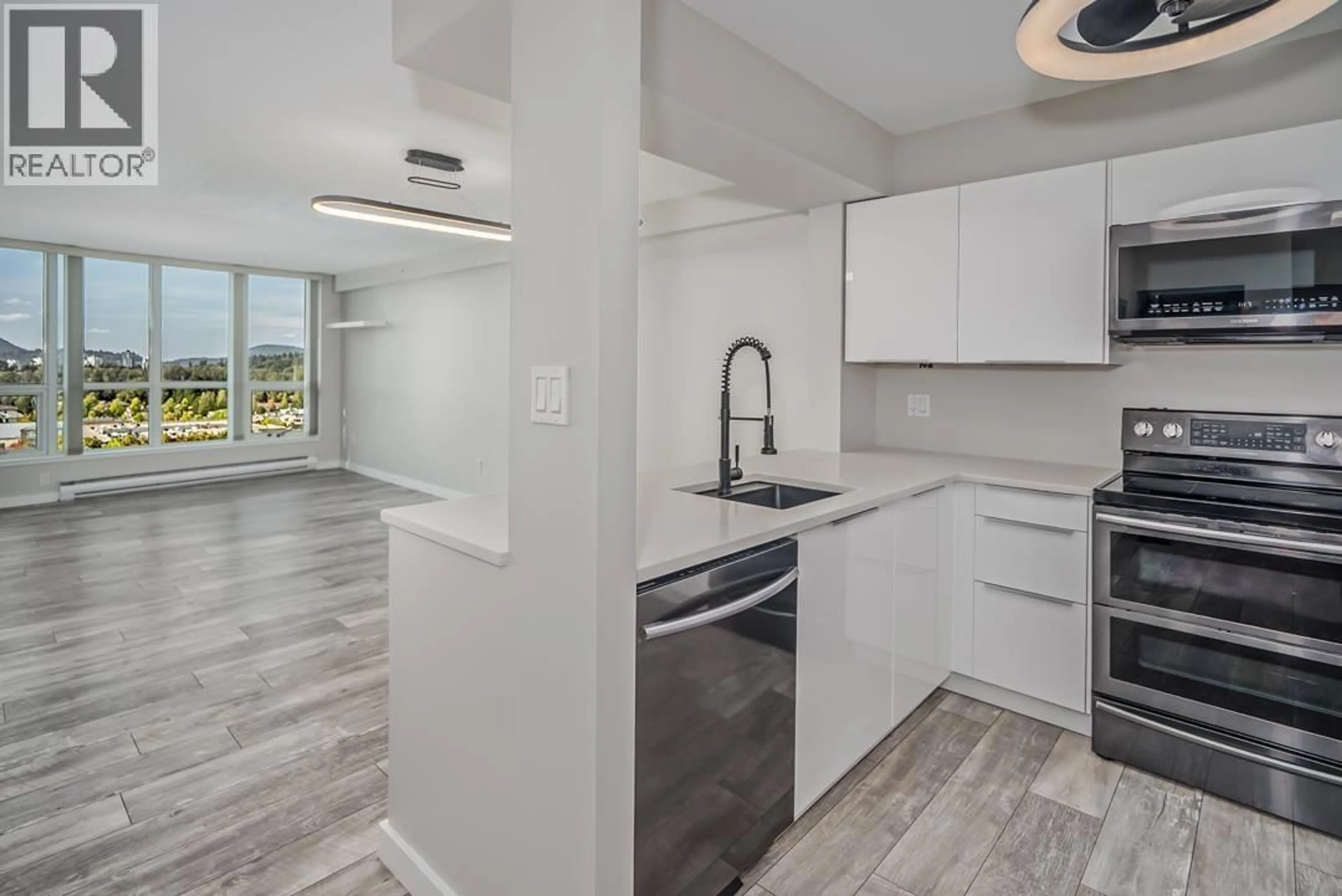 Open concept kitchen, unknown for 1607 - 1148 HEFFLEY CRESCENT, Coquitlam British Columbia V3B8A6