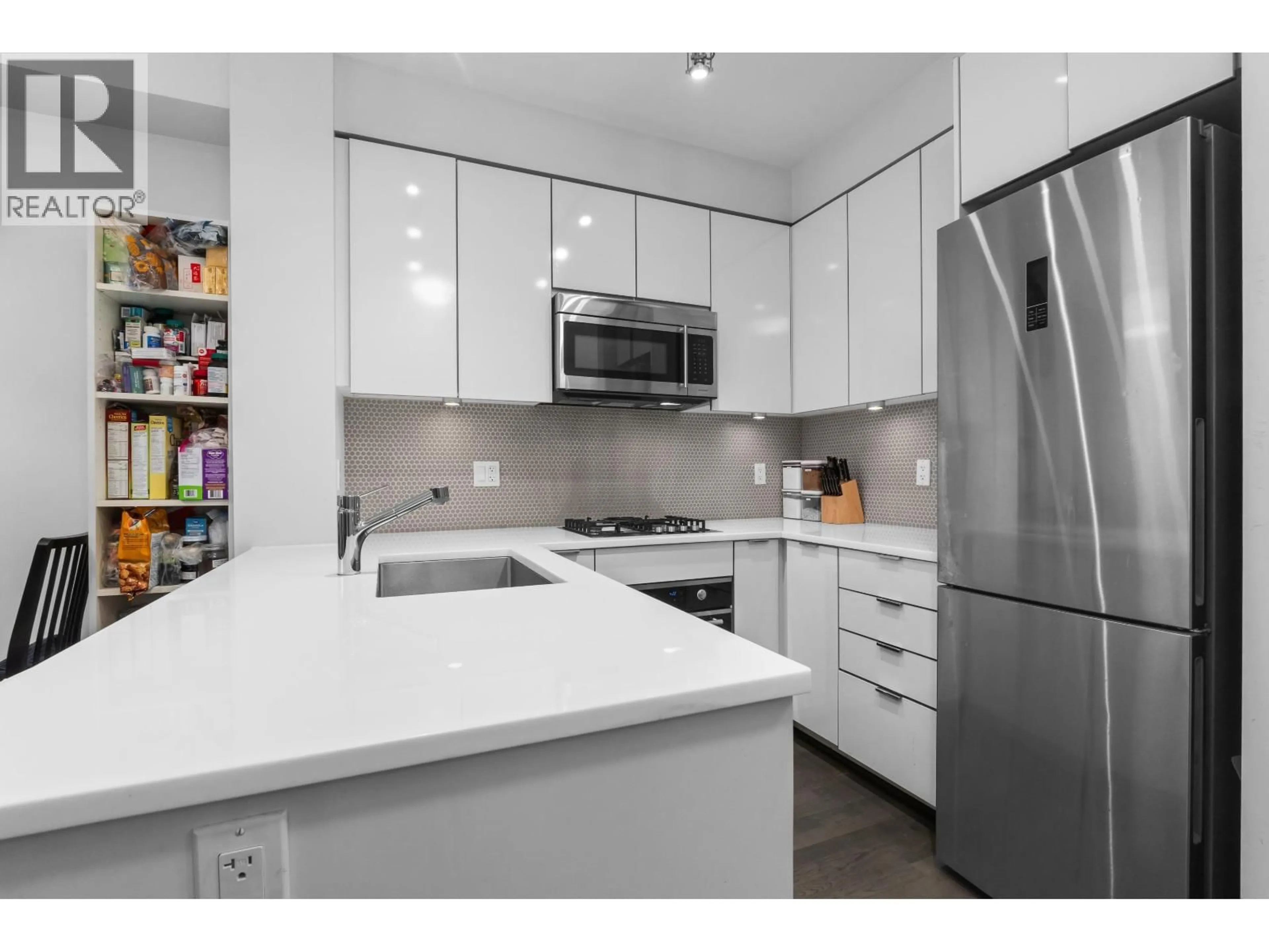 Unknown for 208 - 10011 RIVER DRIVE DRIVE, Richmond British Columbia V6X0N2