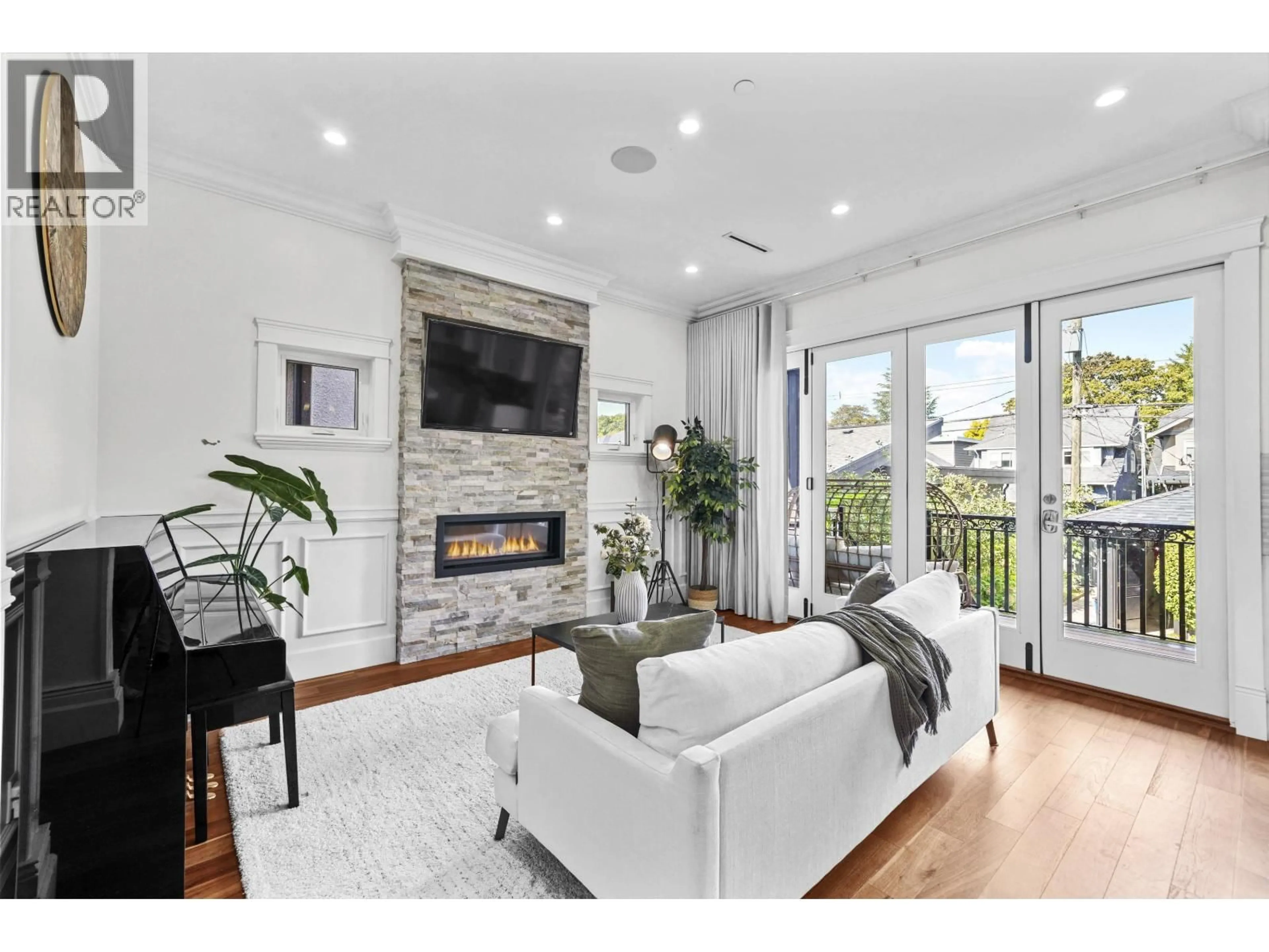 Living room with furniture, unknown for 3339 27TH AVENUE, Vancouver British Columbia V6S1P5