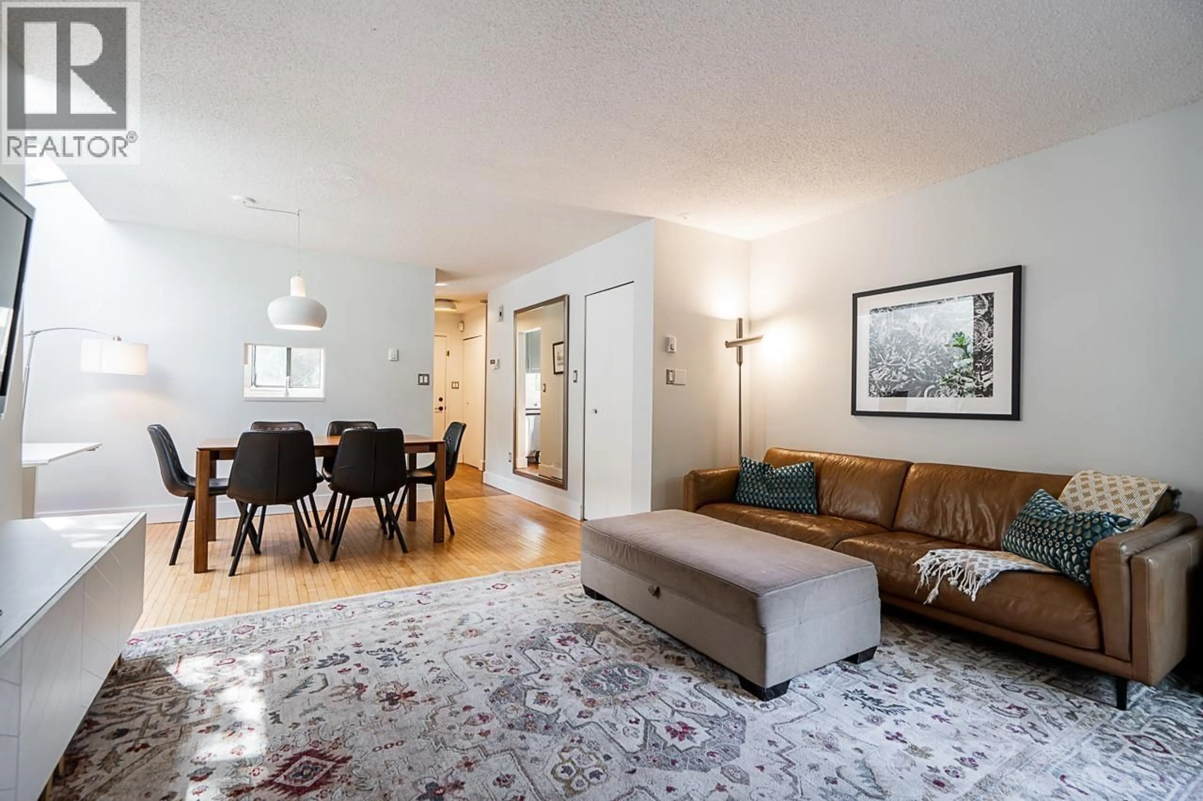 Living room with furniture, unknown for #13 - 230 14TH STREET, North Vancouver British Columbia V7M1P3