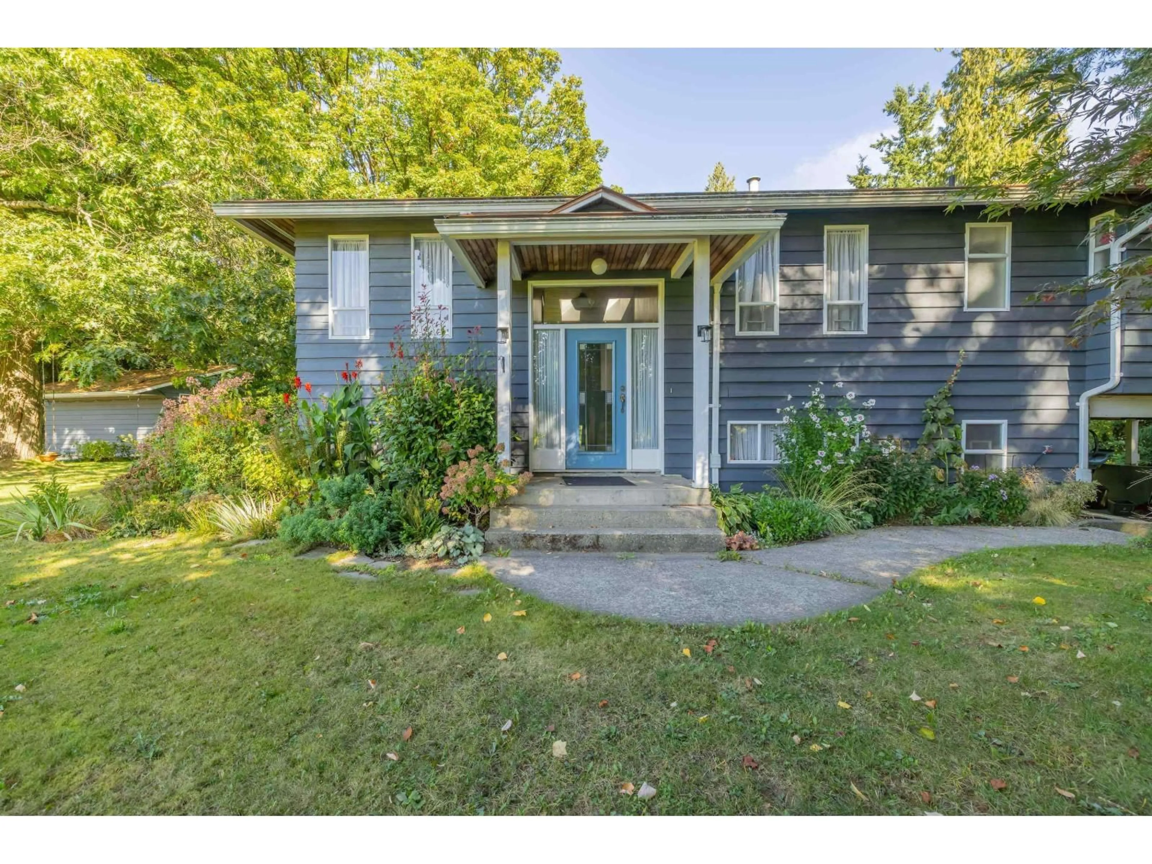 Home with vinyl exterior material, street for 24355 48, Langley British Columbia V2Z2M4