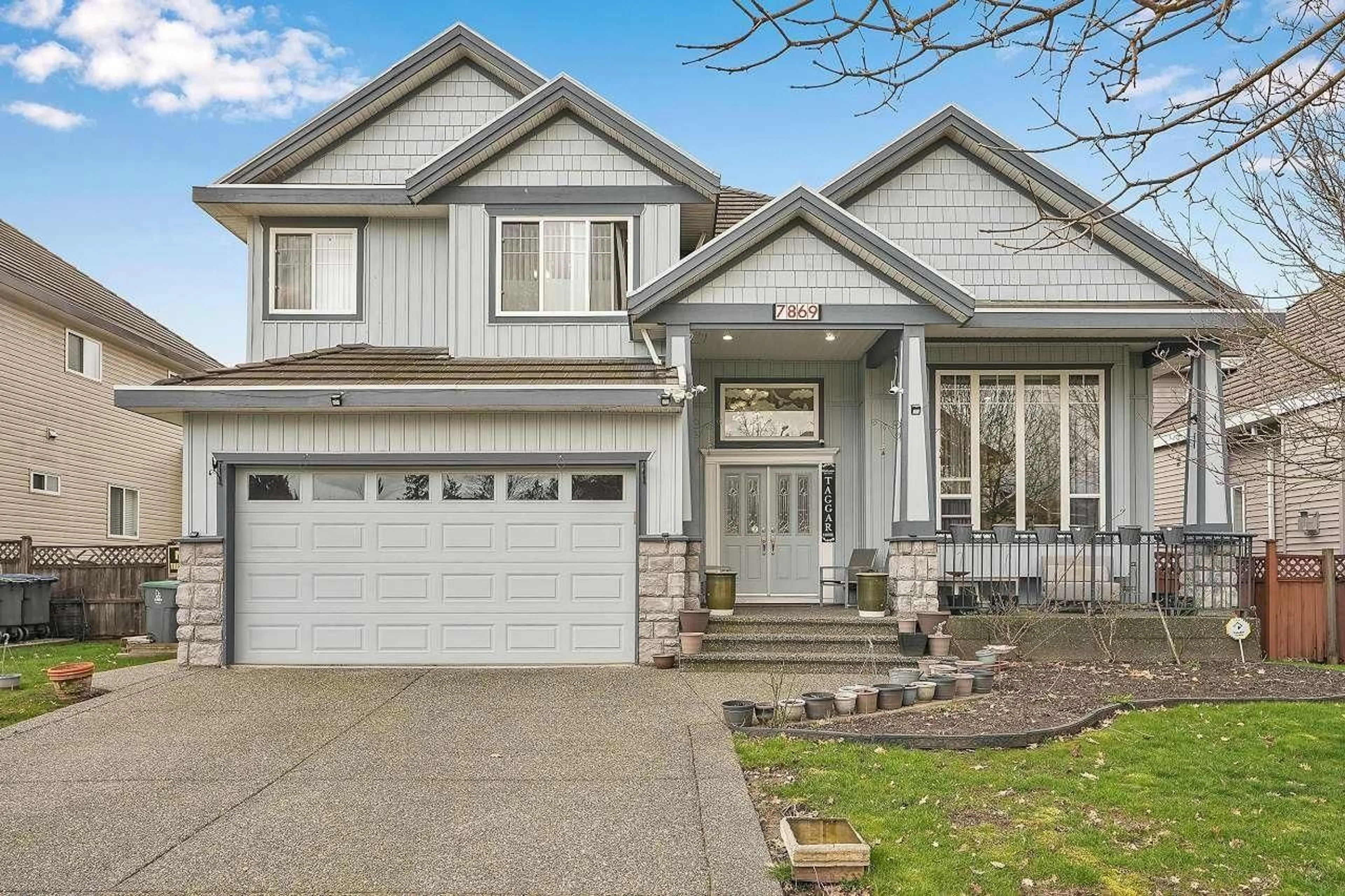 Home with vinyl exterior material, street for 7869 147A, Surrey British Columbia V3S2T8